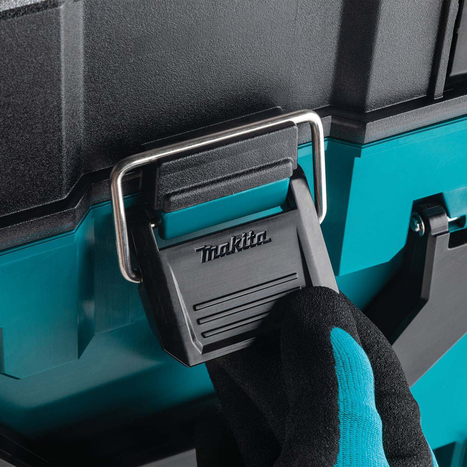 Makita BCC02 40V max XGT 12-Port Charging Case