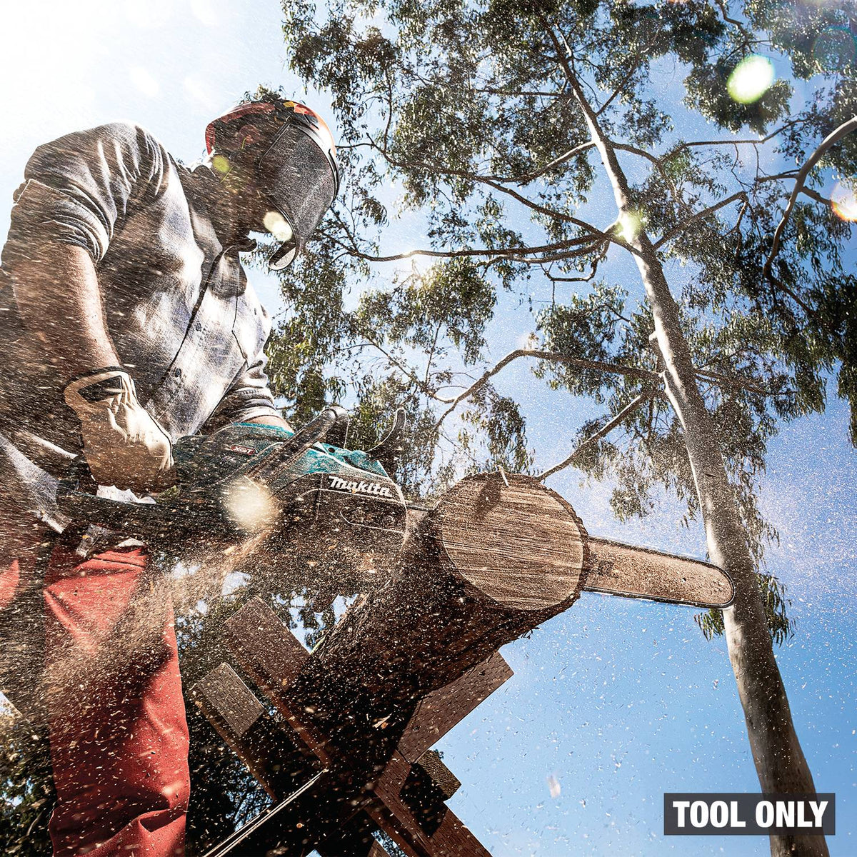Makita GCU08Z 40V max XGT Brushless 20-in. Chain Saw, Tool Only