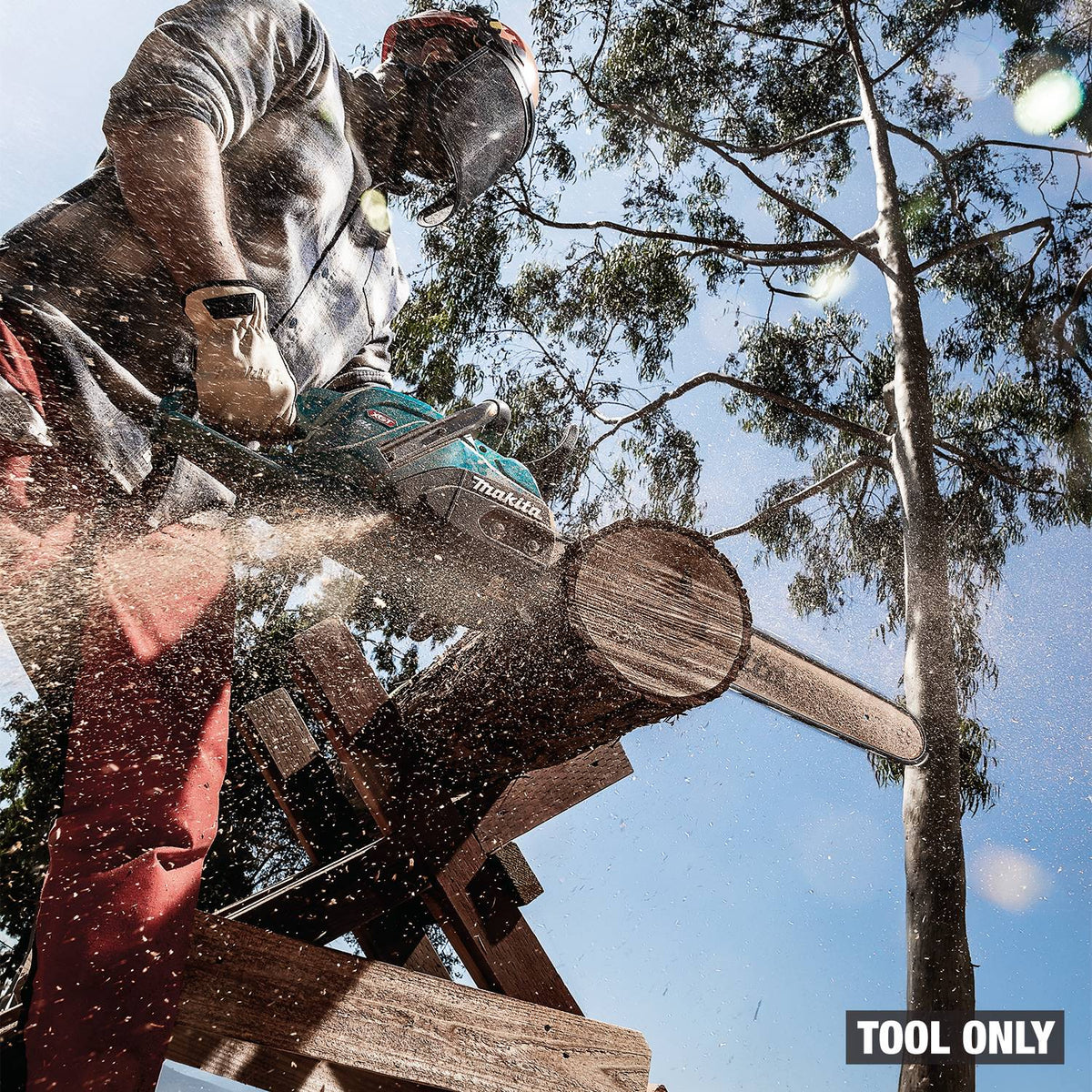 Makita GCU08Z 40V max XGT Brushless 20-in. Chain Saw, Tool Only