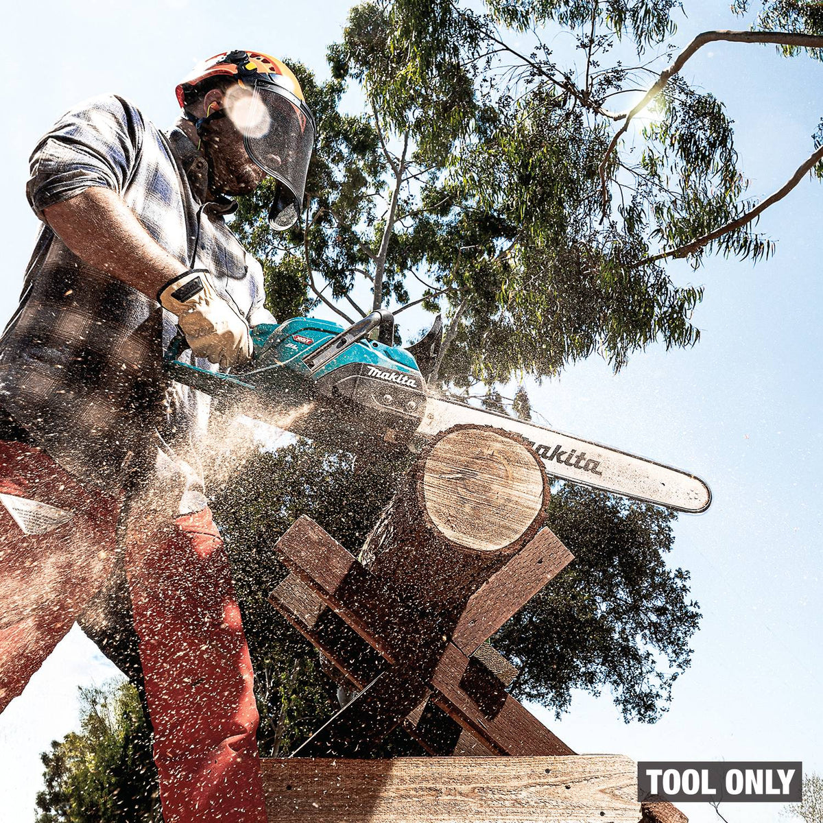 Makita GCU08Z 40V max XGT Brushless 20-in. Chain Saw, Tool Only