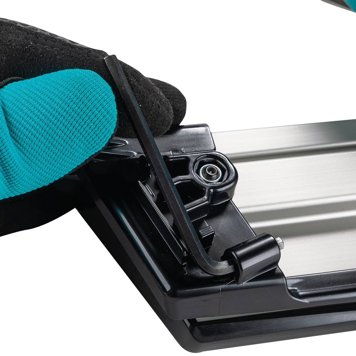 Makita GNB01Z 40V max XGT Brushless 30-Degree Clipped Head 3-1/2-in. Framing Nailer, Tool Only