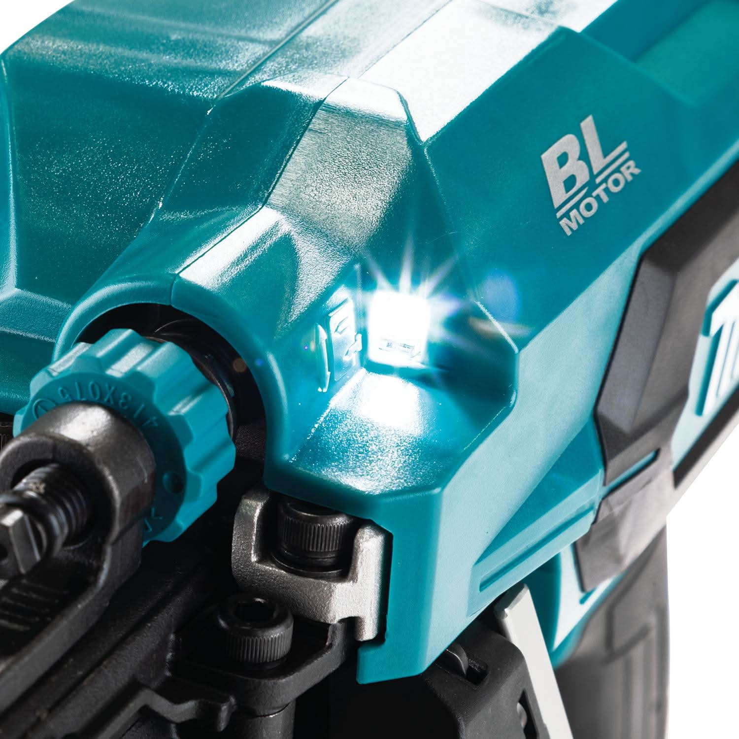Makita GNB02Z 40V max XGT Brushless 21-Degree Full Round Head 3-1/2-in. Framing Nailer, Tool Only