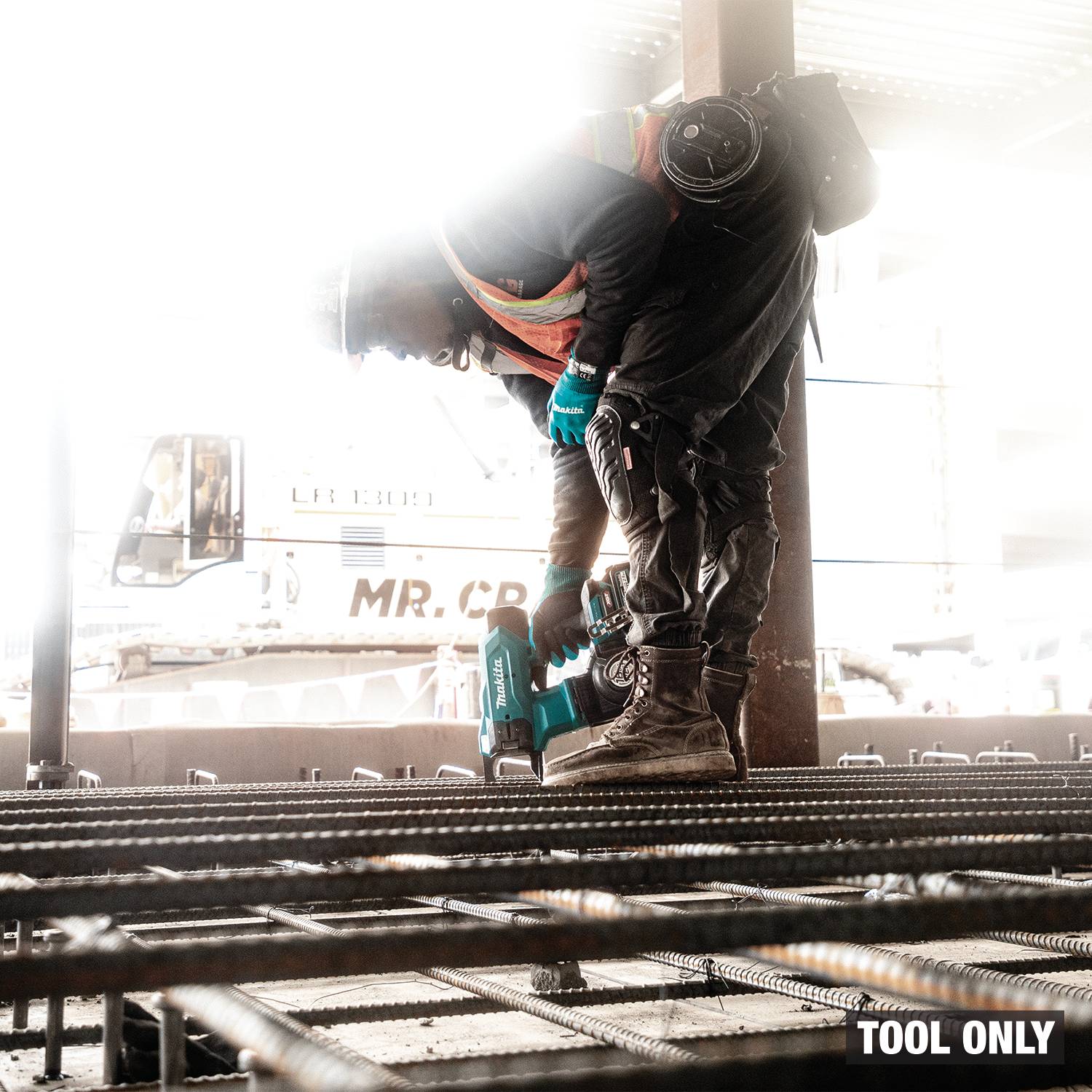 Makita GRT01Z 40V max XGT Brushless 16-Gauge Rebar Tying Tool, Tool Only