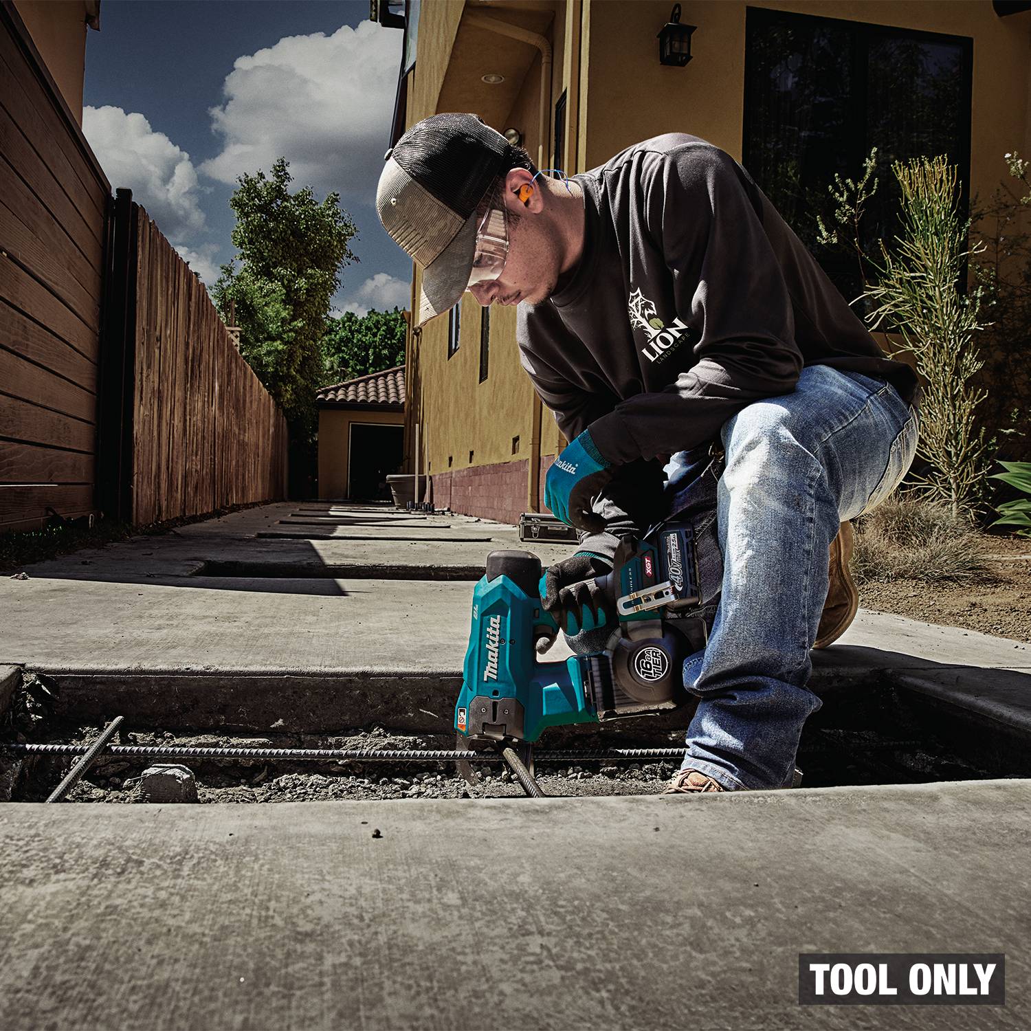 Makita GRT01Z 40V max XGT Brushless 16-Gauge Rebar Tying Tool, Tool Only