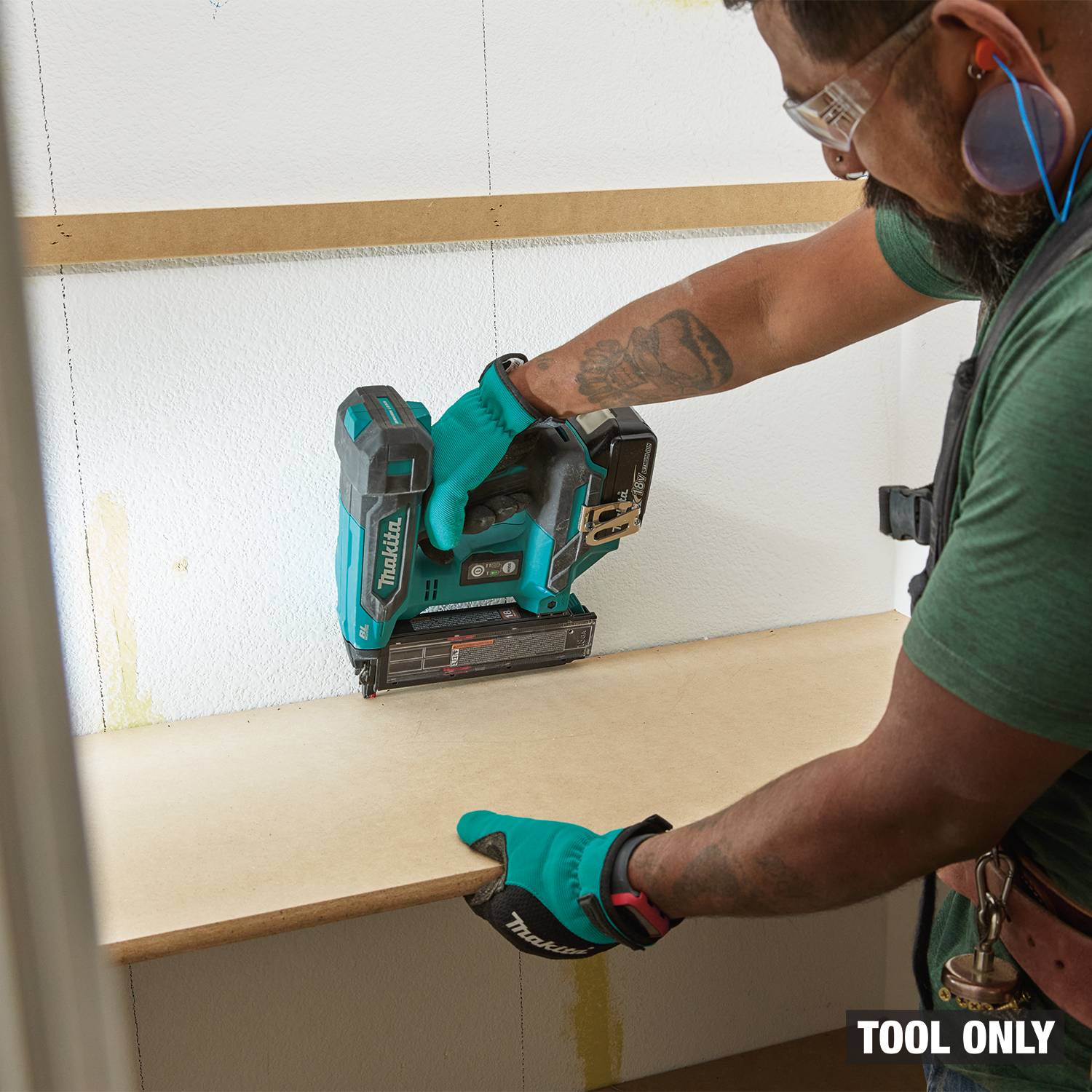 Makita XNB04Z 18V LXT Brushless Cordless 2-in. 18-Gauge Brad Nailer, Tool Only