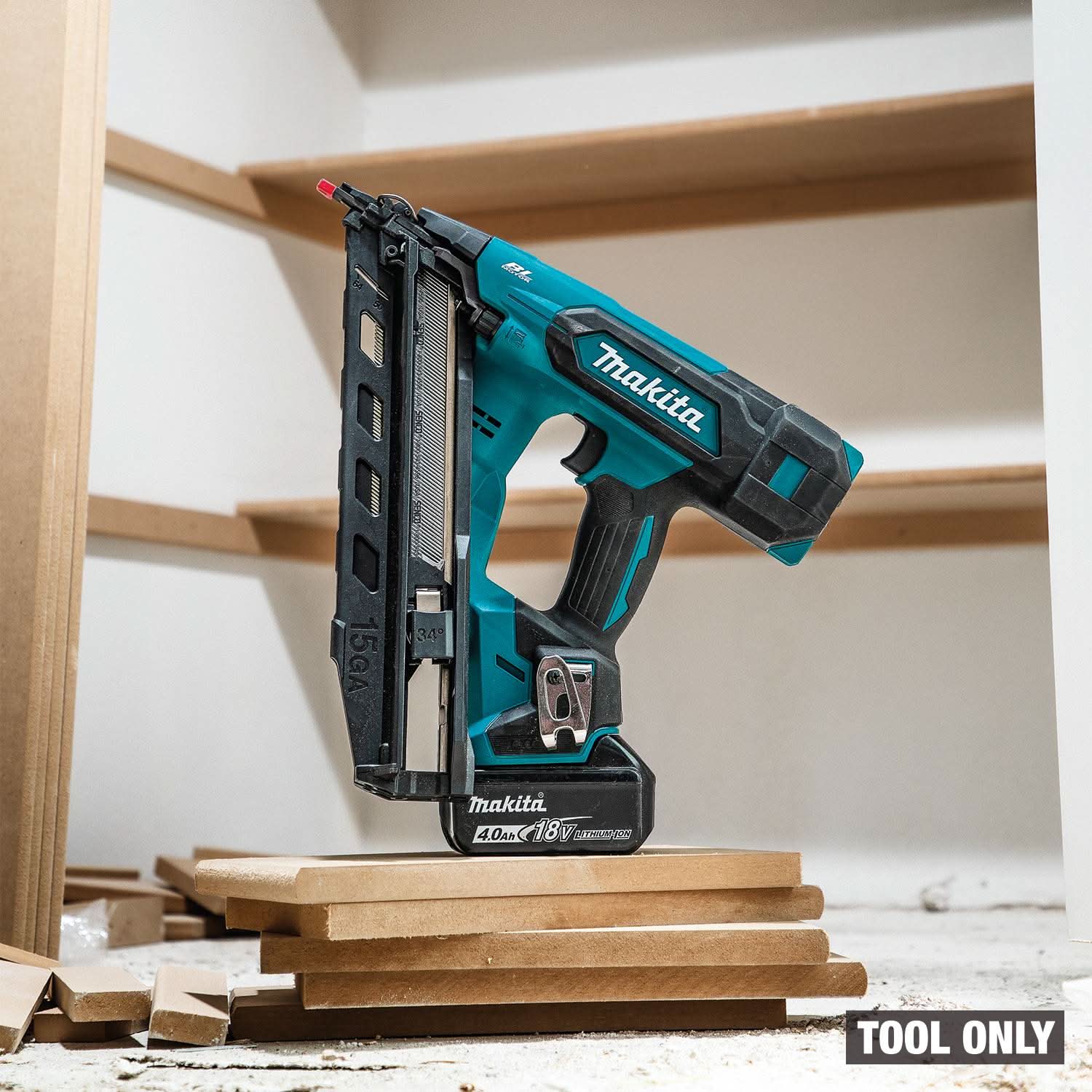 Makita XNB08Z 18V LXT Brushless 2-1/2” Angled Finish Nailer, 15 Ga., Tool Only