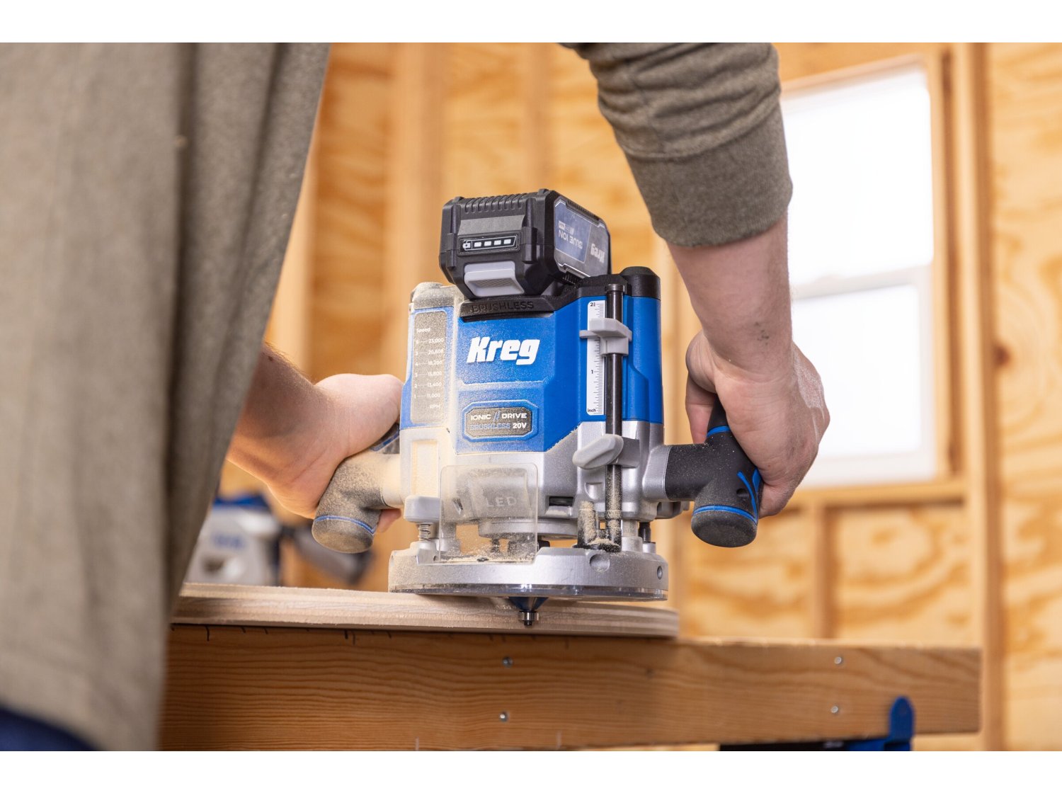 Kreg 20V Cordless Ionic Drive 2 -1/4 Horsepower Plunge Router, Tool Only (KPTPR225B)