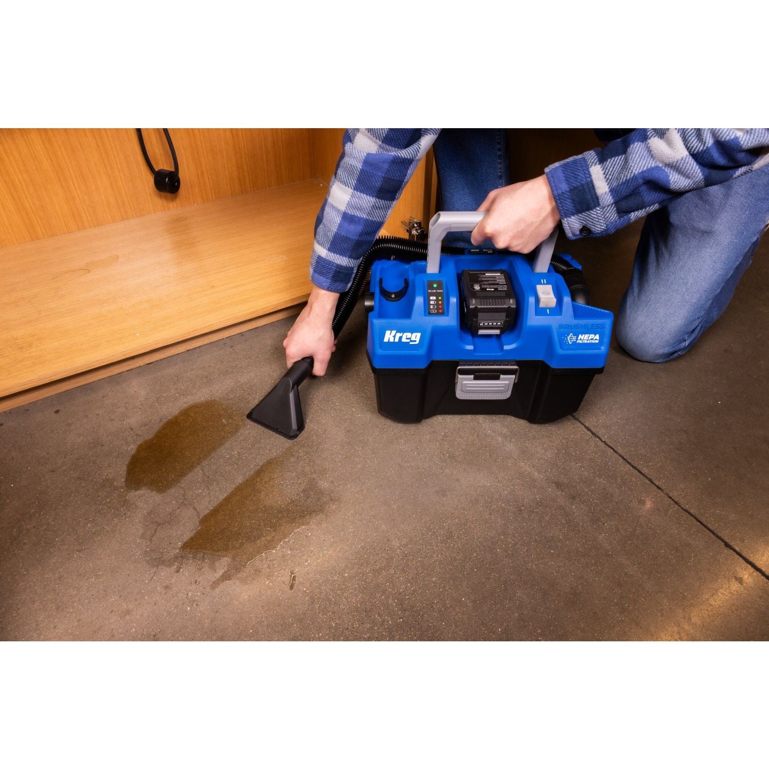 Kreg KPTWDV026B 20V Ionic Drive Wet/Dry HEPA Vac, Tool Only
