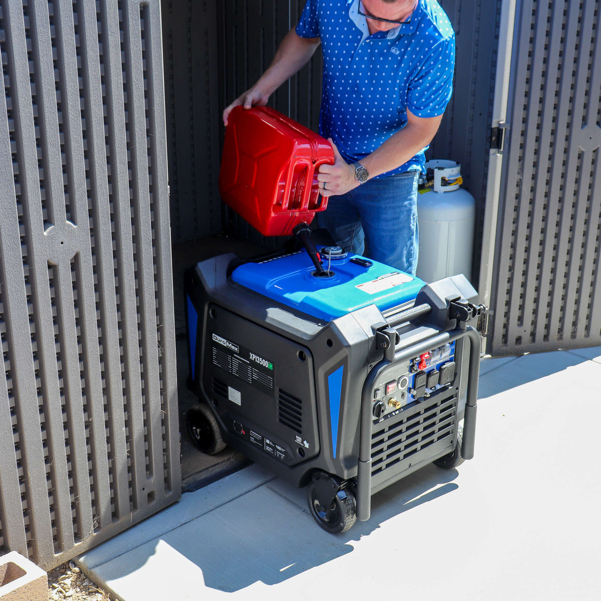 DuroMax XP13500iHT tri-fuel inverter generator, additional angle studio product photo