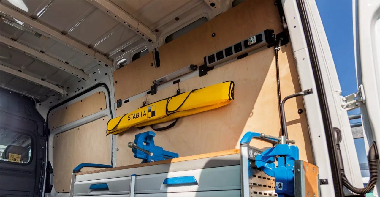 Stabila 30035 Plate Level 7-ft. to 12-ft. Carrying Case