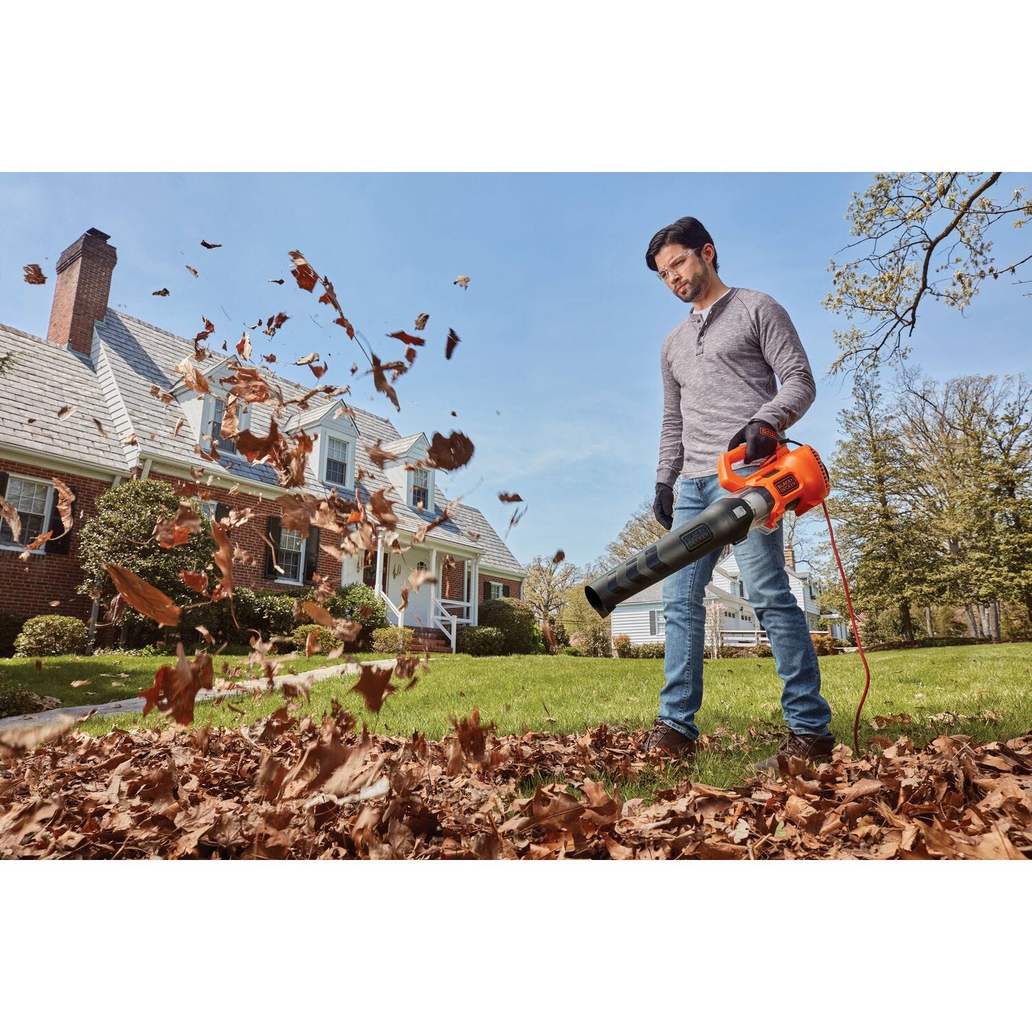 Black & Decker BEBL750 9 Amp 450 CFM Axial Leaf Blower