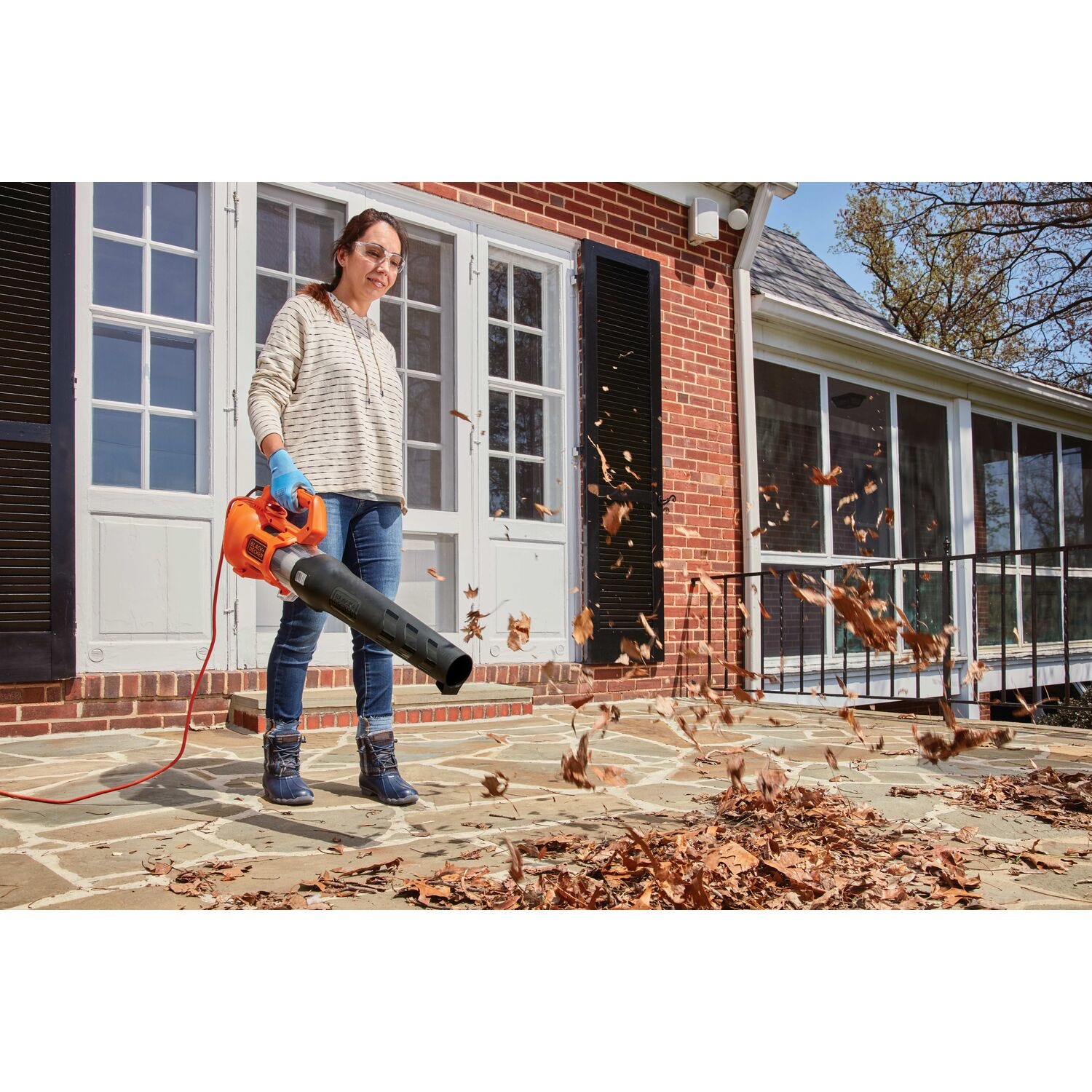 Black & Decker BEBL750 9 Amp 450 CFM Axial Leaf Blower