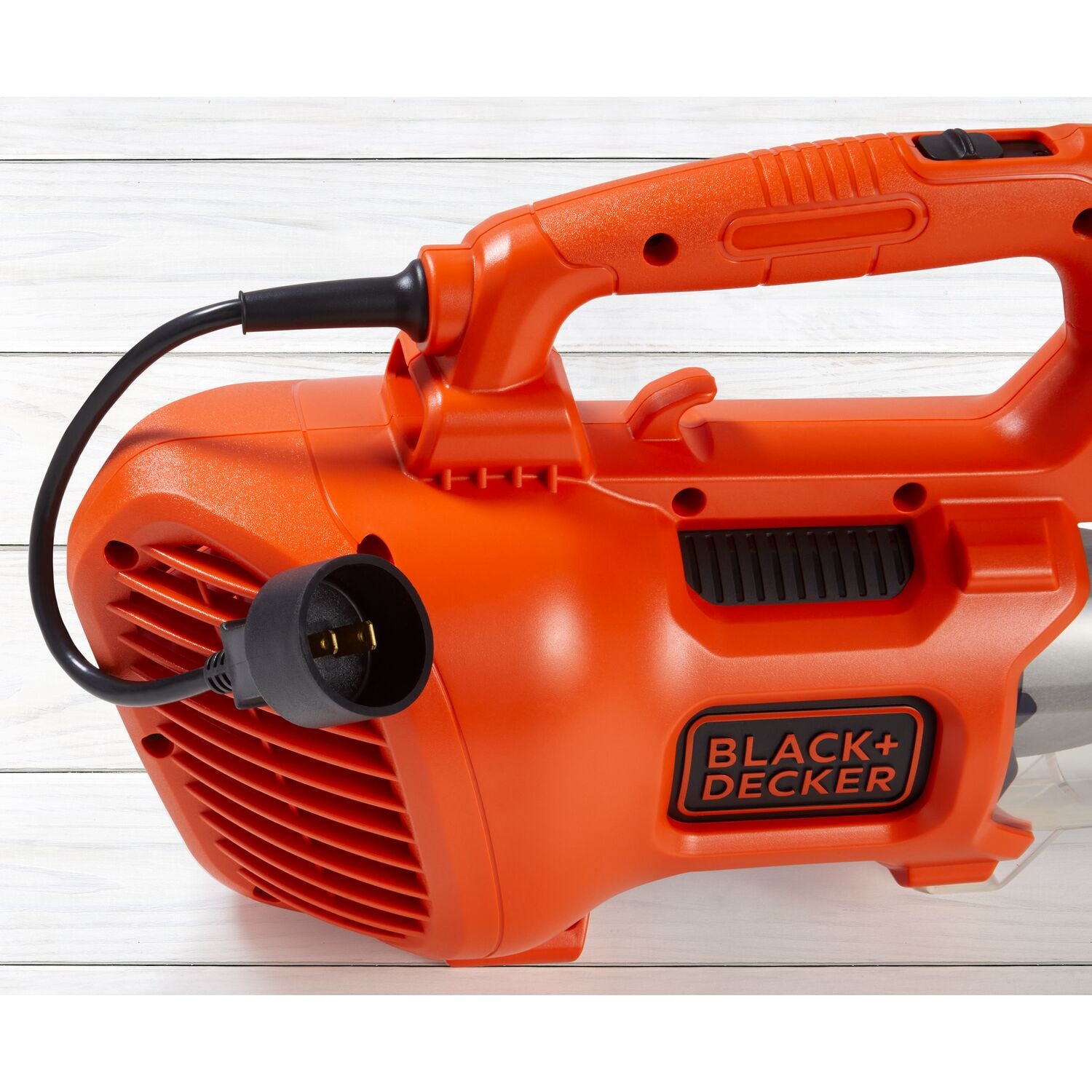 Black & Decker BEBL750 9 Amp 450 CFM Axial Leaf Blower