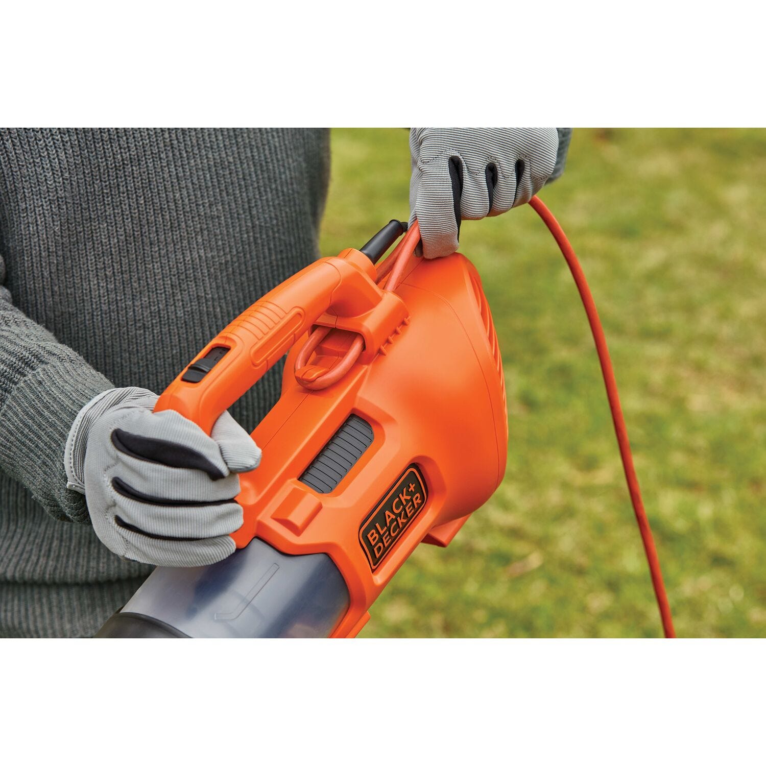 Black & Decker BEBL750 9 Amp 450 CFM Axial Leaf Blower