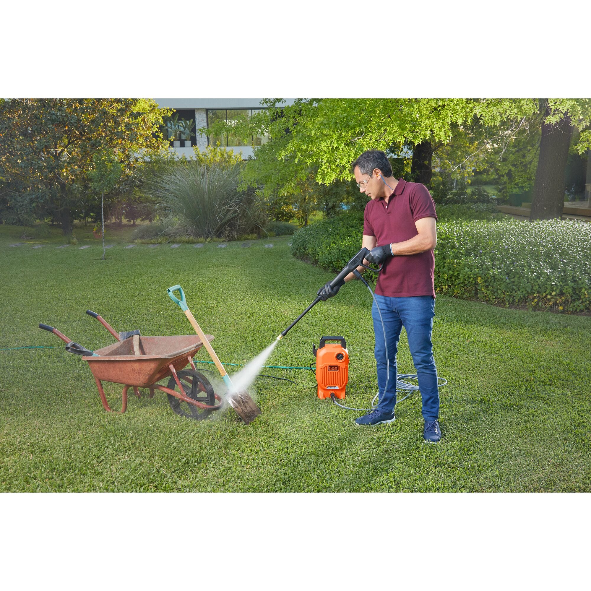 Black & Decker BEPW1700 1700 PSI 1.2 GPM Cold Water Electric Pressure Washer