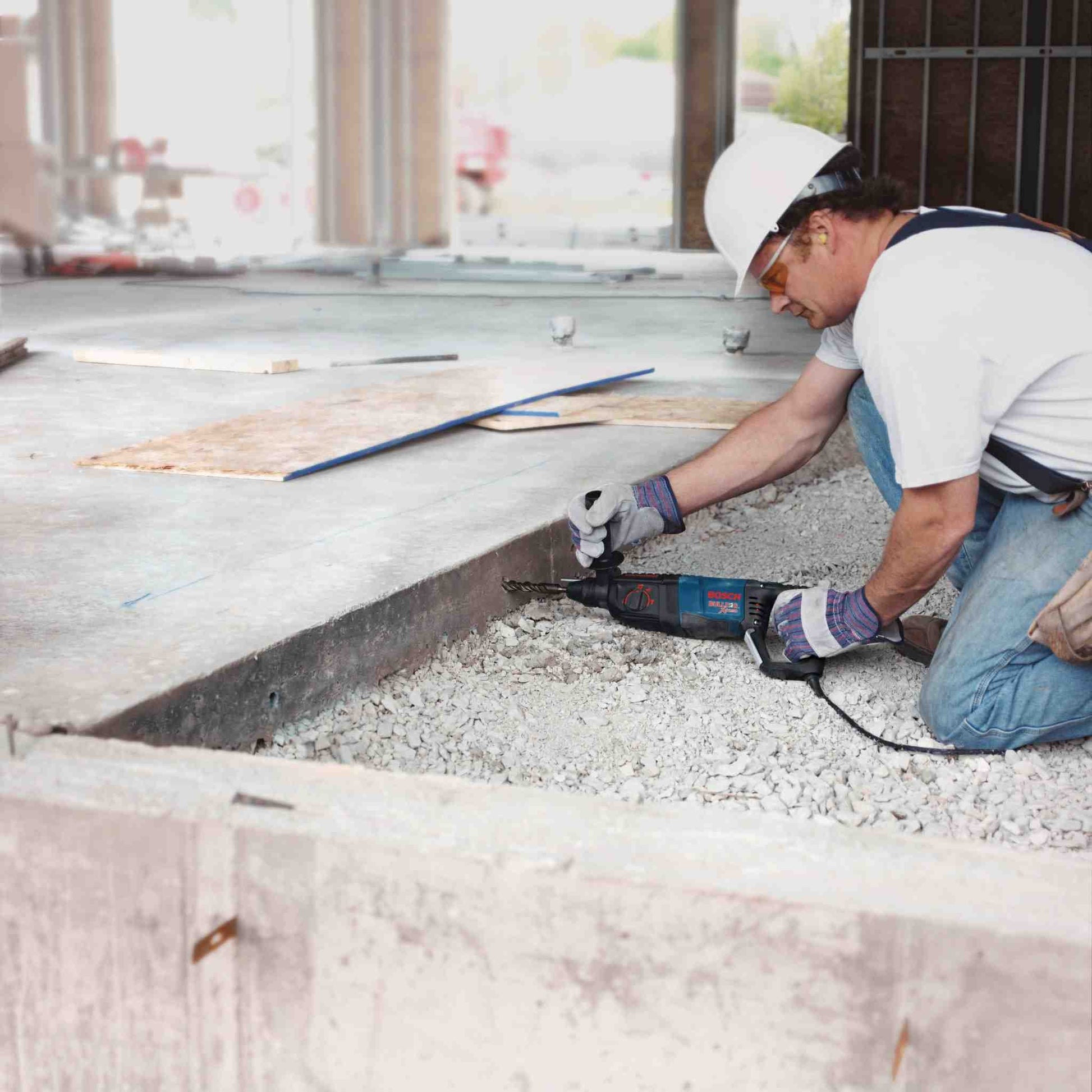 Bosch 11255VSR 1" SDS-plus Bulldog Xtreme Rotary Hammer
