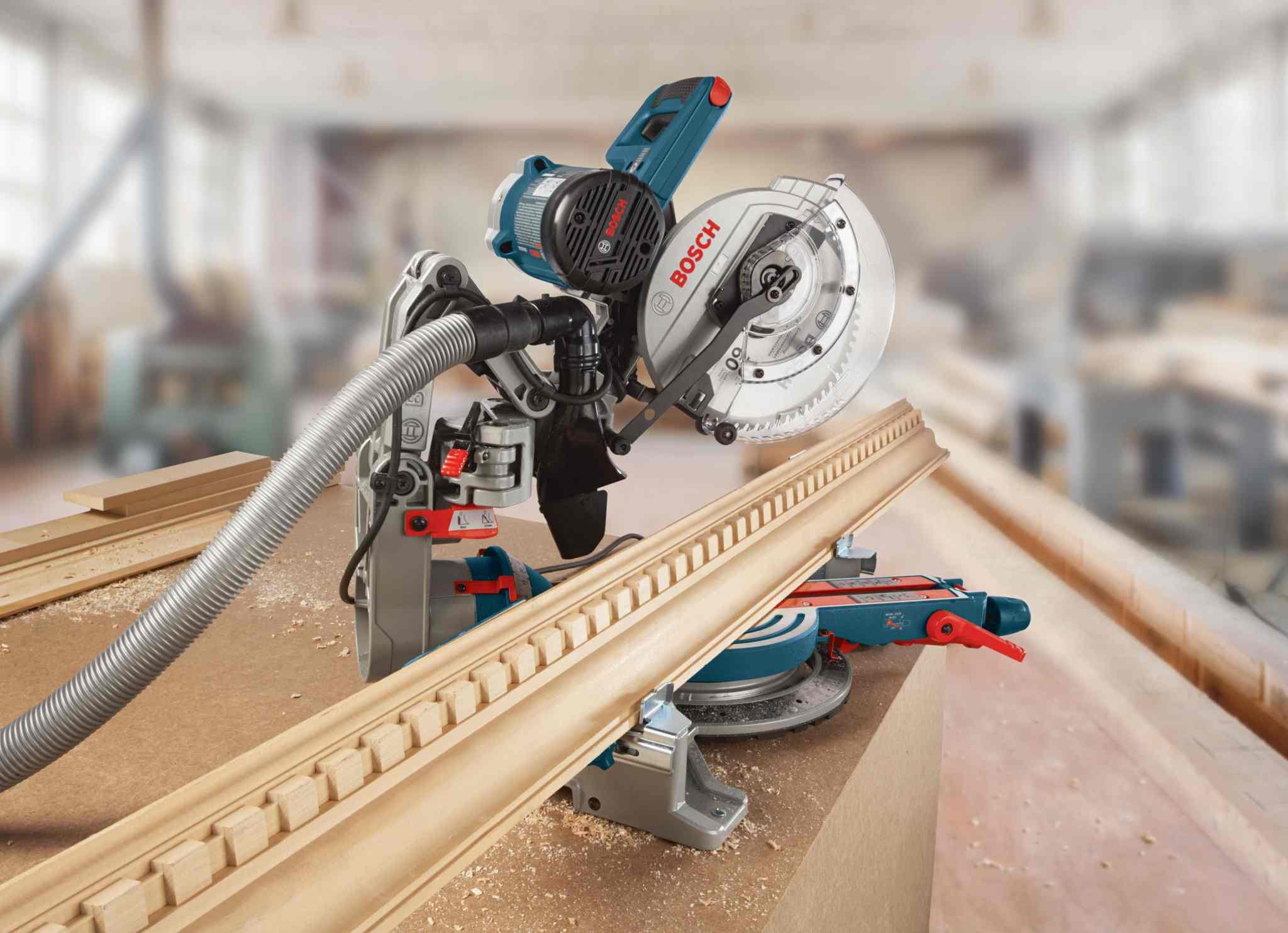 Bosch CM10GD 10" Dual-Bevel Axial Glide Miter Saw