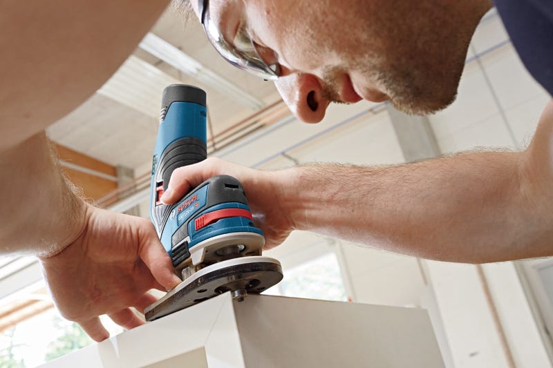 Bosch GKF12V-25N 12V Max EC Brushless Palm Edge Router, Tool Only