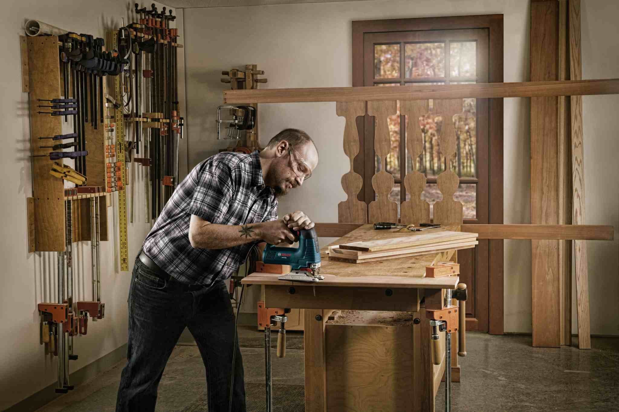 Bosch U111HF 5-Piece 4 In. 10 TPI Accurate Wood with Nails Cutting U-shank Jig Saw Blades