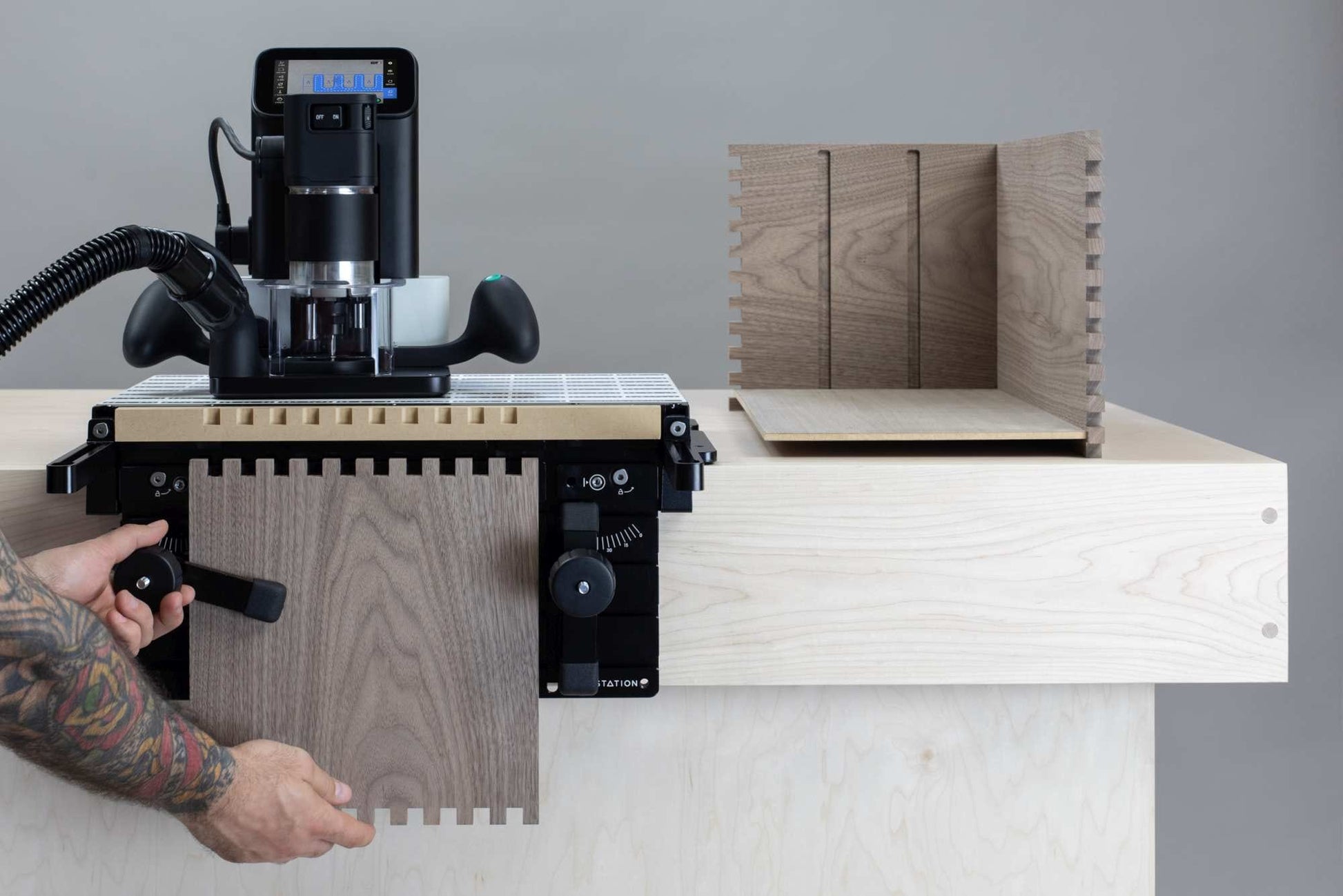 Shaper Origin CNC Workstation