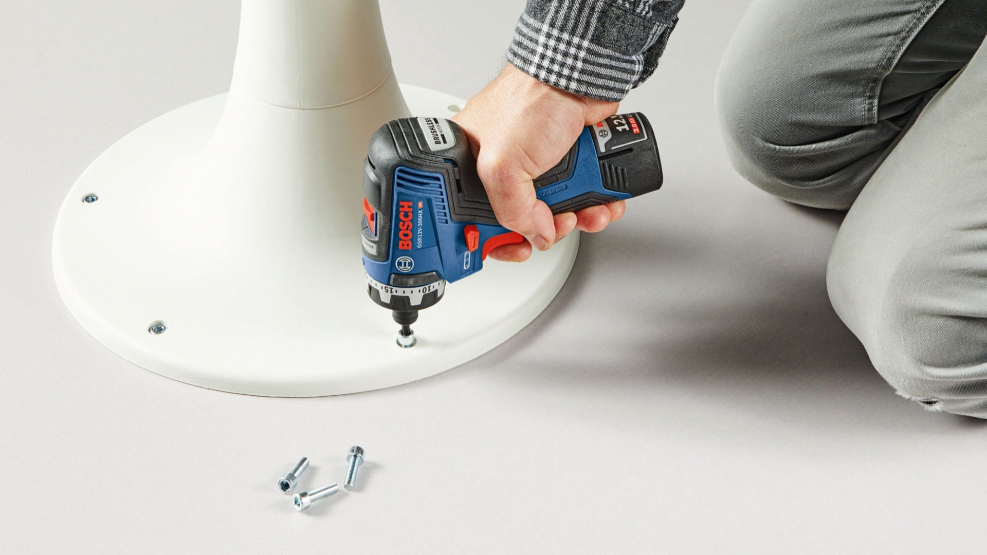 Bosch GSR12V-300HXB22 12V Max Brushless 1/4-Inch Hex Two-Speed Screwdriver 2.0Ah Kit