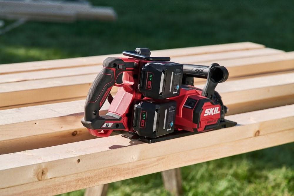 SKIL CR5429B-20 PWR CORE 20 XP Brushless 20V 7-1/4-in. Rear Handle Circular Saw