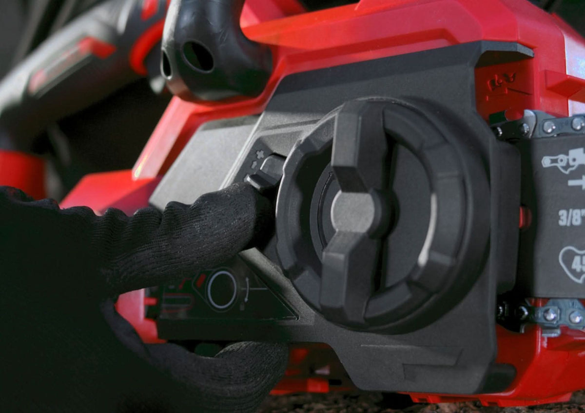 SKIL CS4562B-10 PWR CORE 20 Brushless 12 IN. Chain Saw with 4.0Ah Battery and Charger