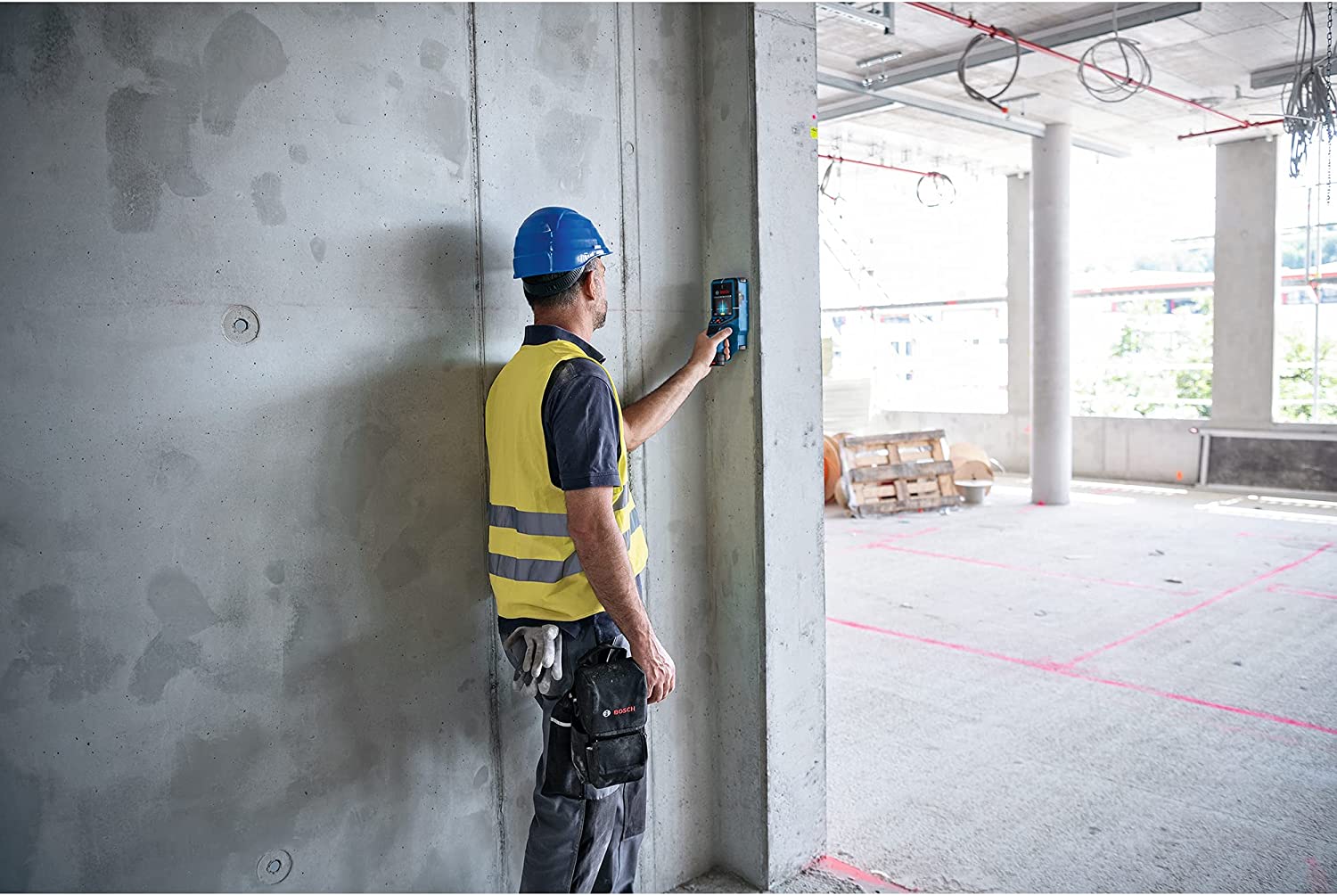 Bosch D-TECT200C 12V Professional Wall/Floor Scanner with Radar