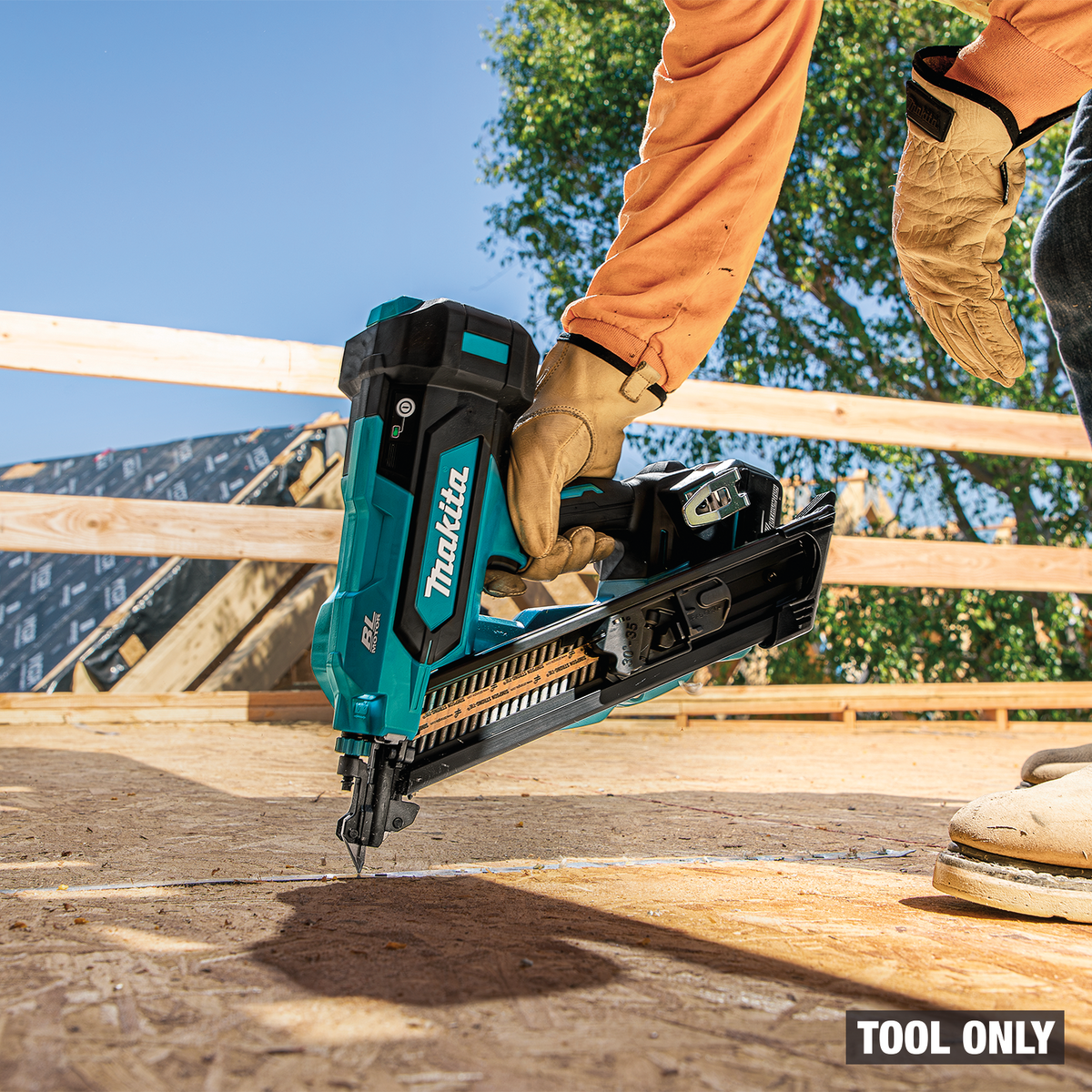 Makita 18V LXT Brushless 2-1/2-in. Positive Placement Metal Connector Nailer (XNB09Z) - in use on the job 13