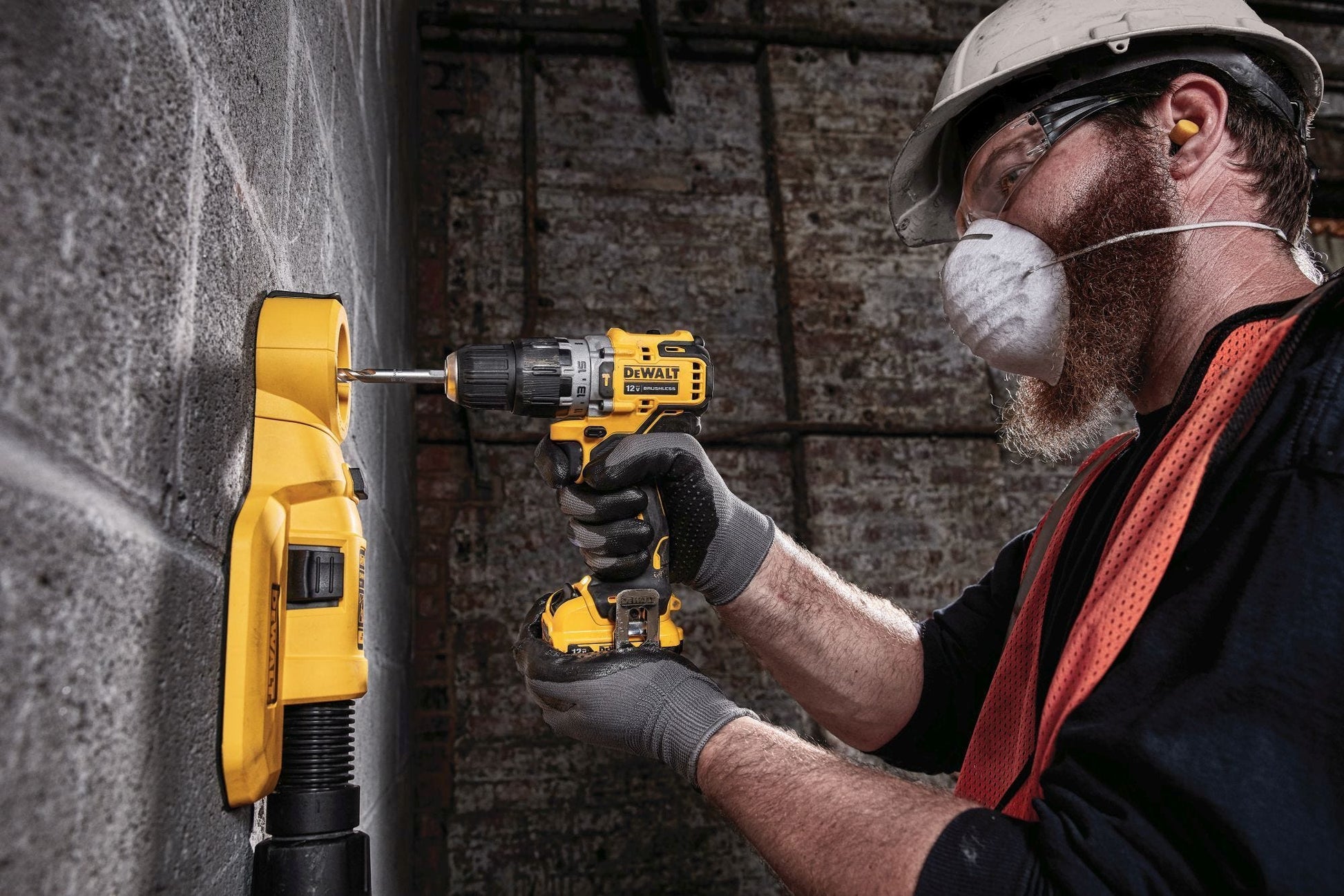 DEWALT DCD706F2 XTREME 12V MAX Brushless 3/8-in. Cordless Hammer Drill Kit