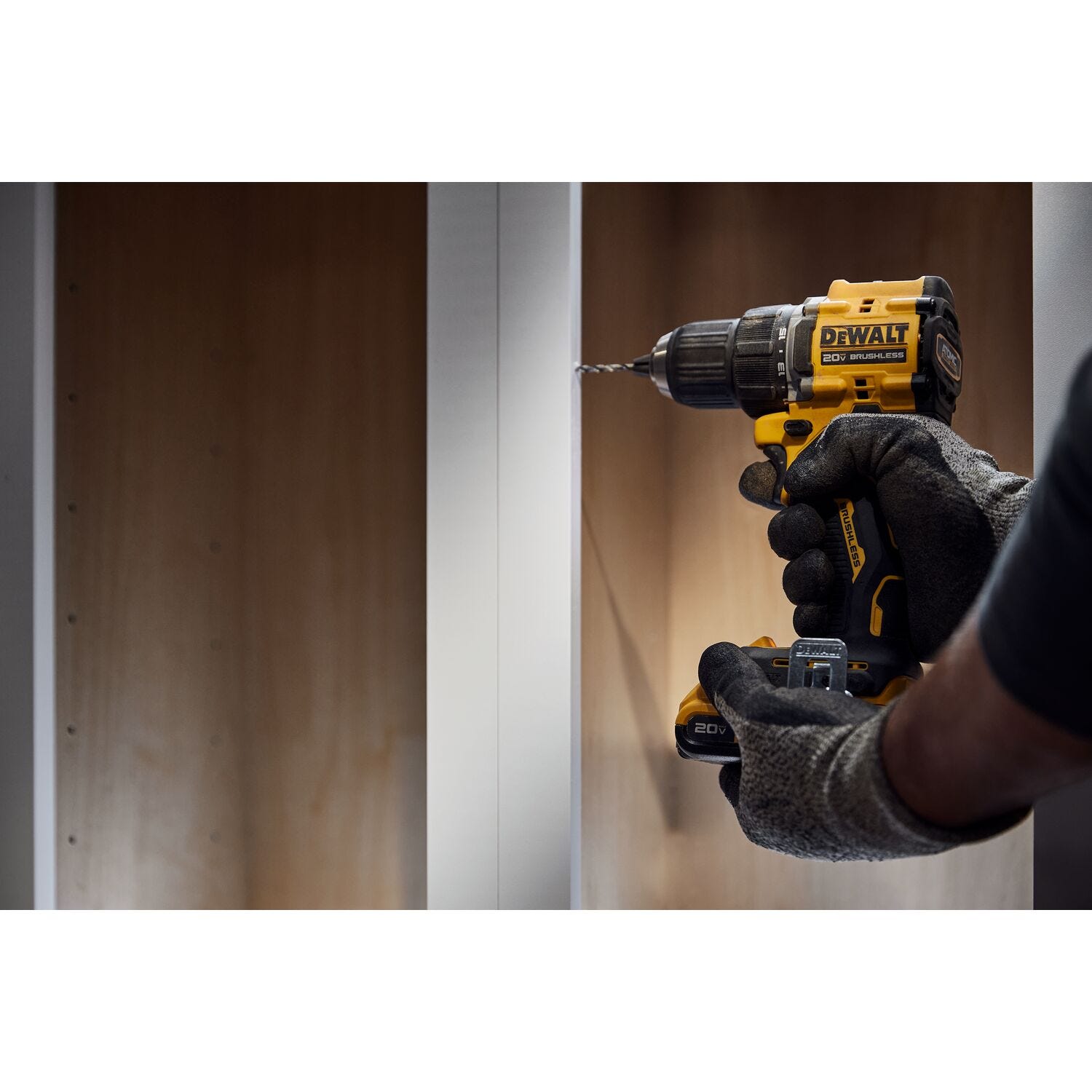 DeWalt DCD794D1 ATOMIC COMPACT SERIES 20V MAX Brushless 1/2 in. Drill Driver 2.0Ah Kit