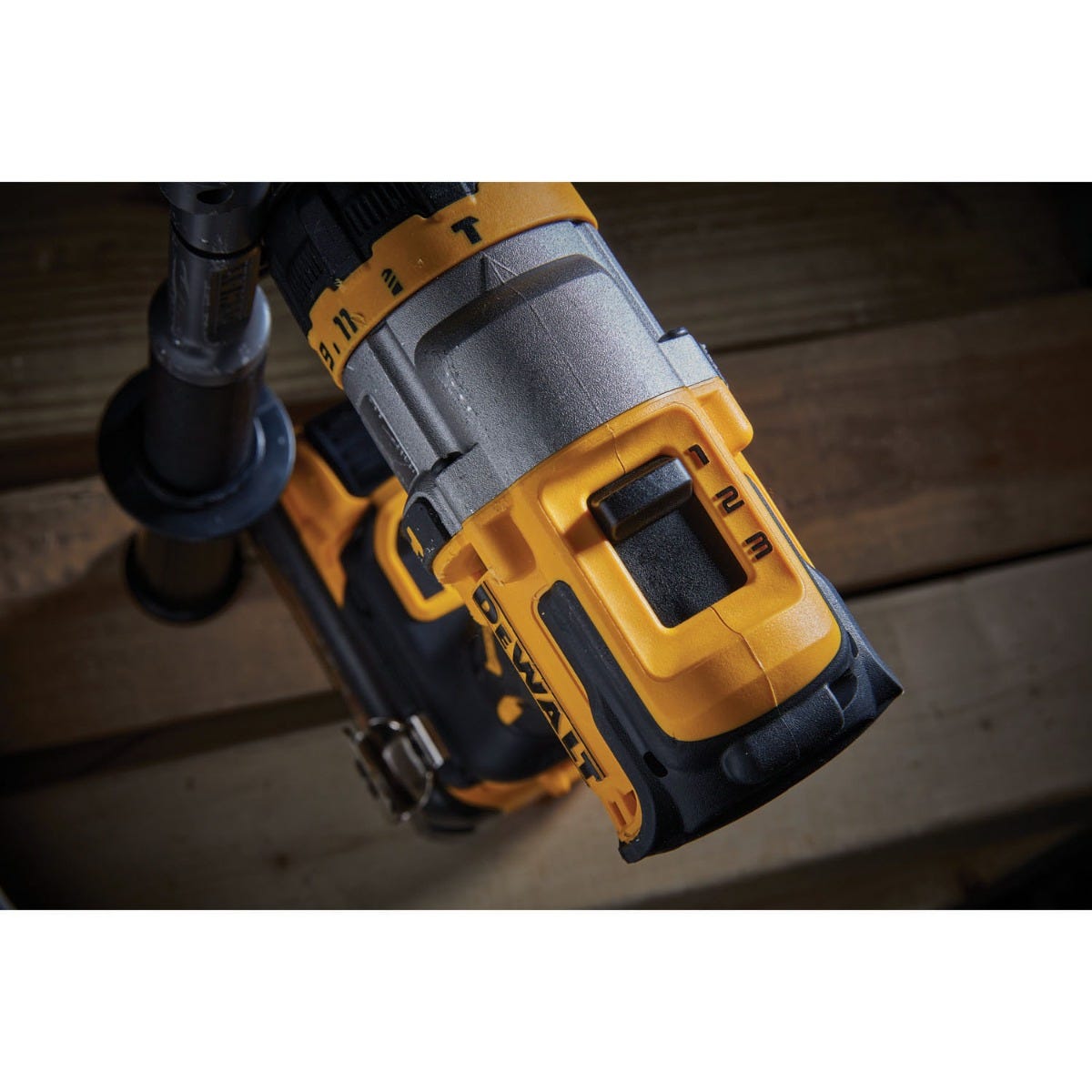 DEWALT DCD999B 20V MAX FLEXVOLT Advantage 3-Speed Hammer Drill, Tool Only