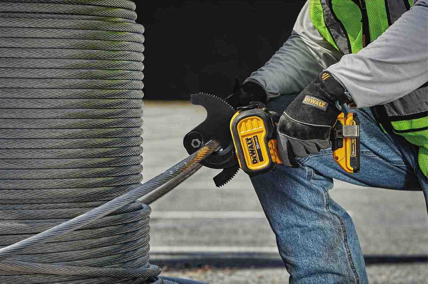 DeWalt DCE155D1 20V Max Cordless ACSR Cable Cutting Tool Kit