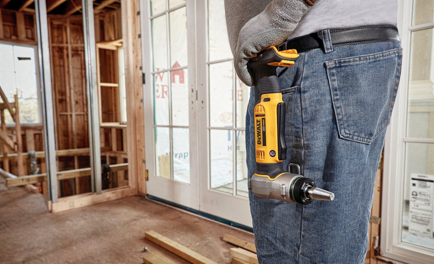 DeWalt DCE400D2 20V MAX 1 in. PEX Expander 2.0Ah Kit