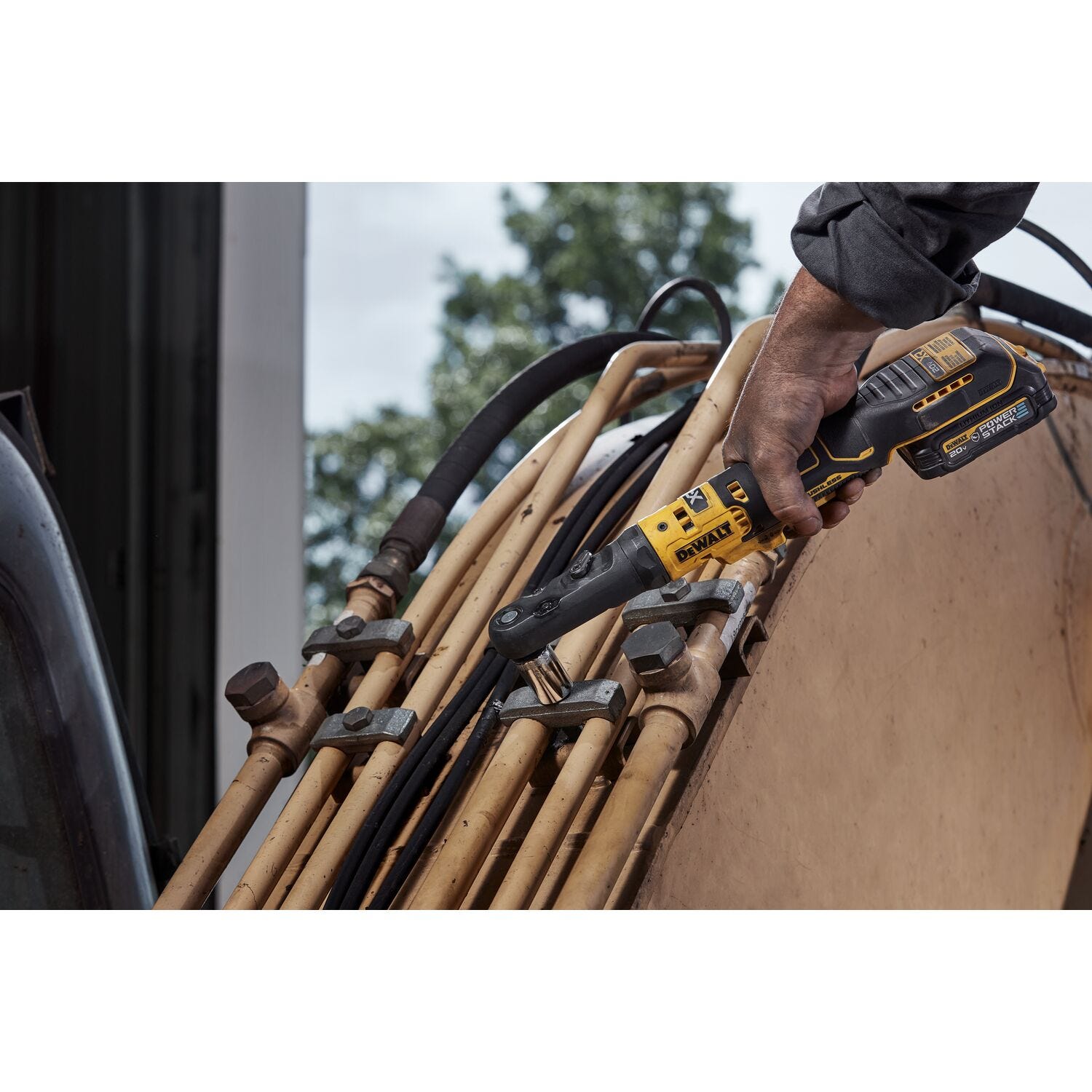 DeWalt DCF510B 20V MAX XR Brushless 3/8 in. - 1/2 in. Variable Speed Ratchet Wrench, Tool Only