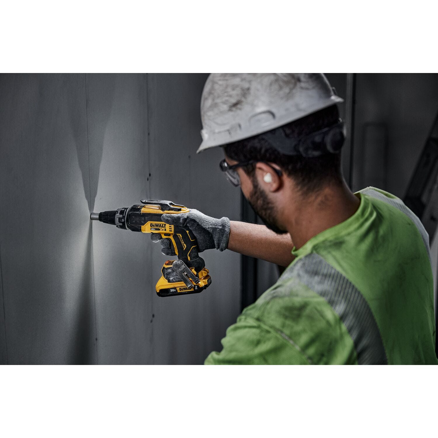 DeWalt DCF630D2 20V MAX XR Brushless Drywall Screwgun 2.0Ah Kit