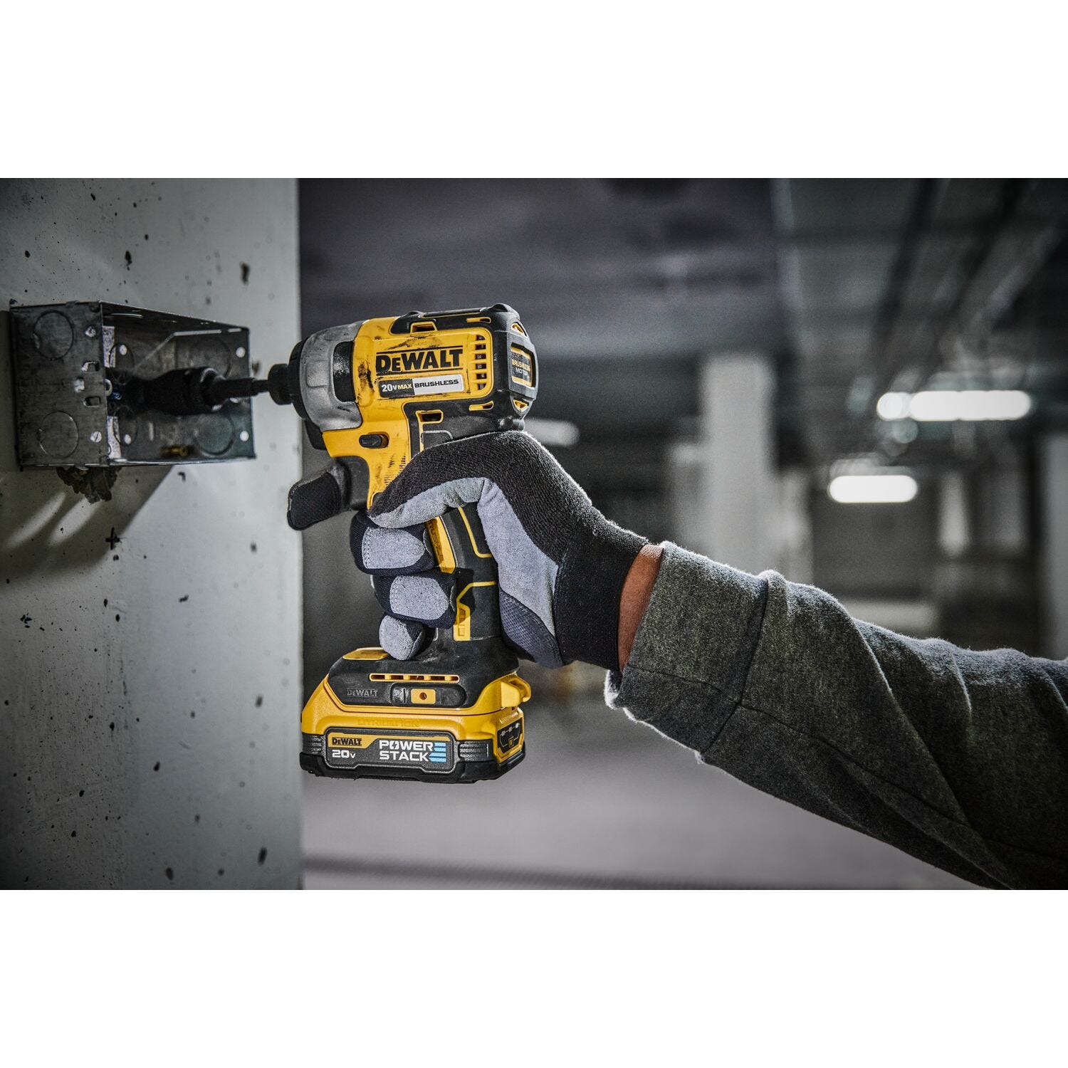 DeWalt DCF787E1 20V MAX Brushless 1/4 in. Impact Driver POWERSTACK 1.7Ah Kit