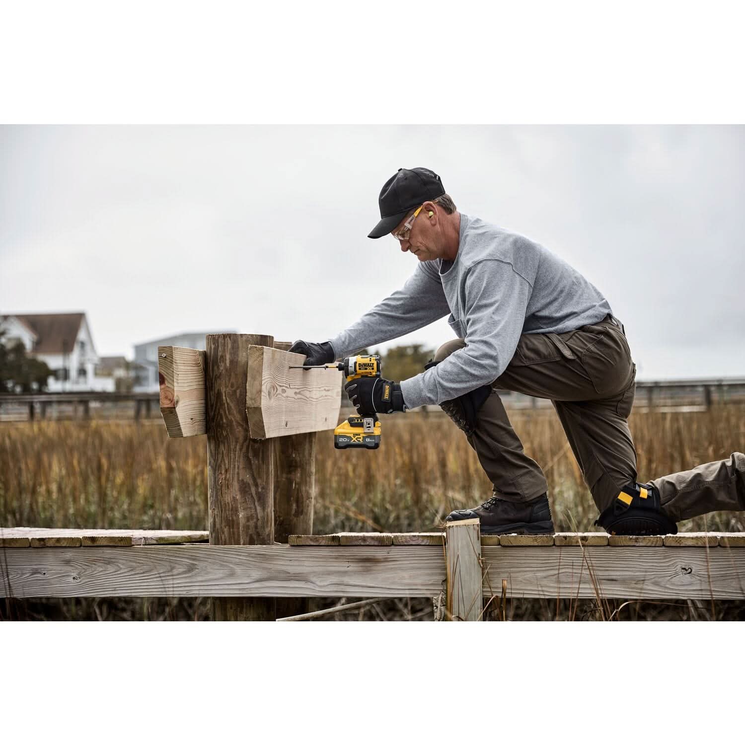 DeWalt 20V MAX XR Brushless 3-Speed High Torque 1/4 in. Impact Driver with 20V MAX XR POWERPACK 8.0Ah Battery