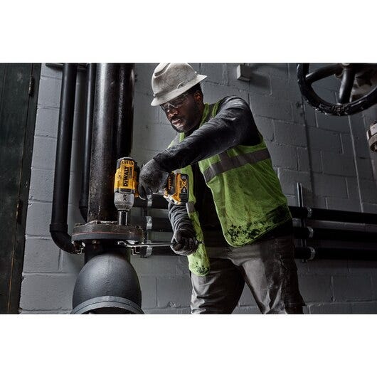DeWalt DCF900B 20V MAX XR 1/2 in. High-Torque Impact Wrench with Hog Ring Anvil, Tool Only