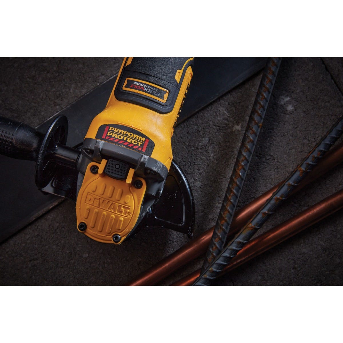 DEWALT DCG416B 20V MAX FlexVOLT Advantage XR Brushless Paddle Switch 5-Inch Small Angle Gringer, Tool Only