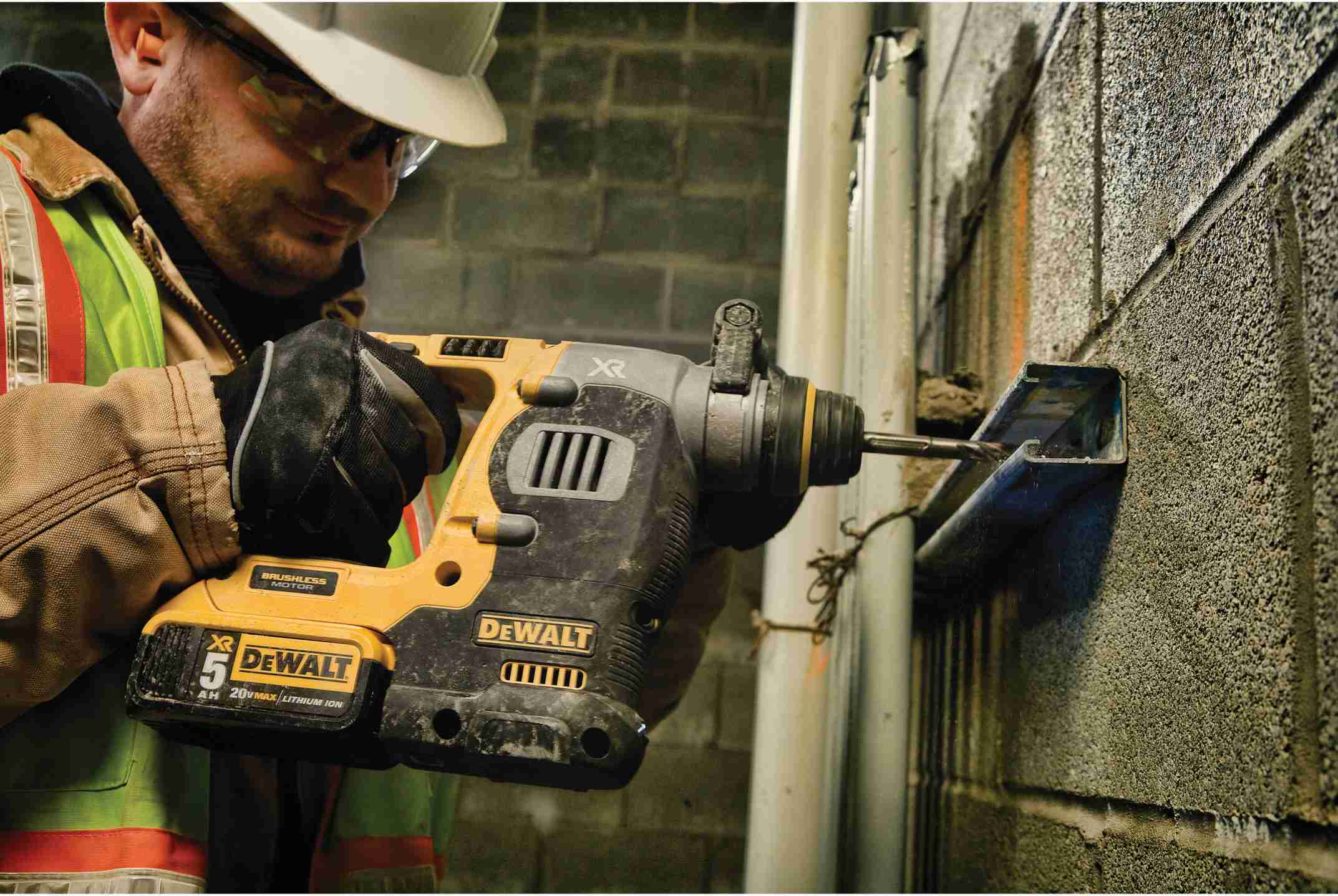 DeWalt DCH273P2 20V MAX SDS Rotary Hammer Drill