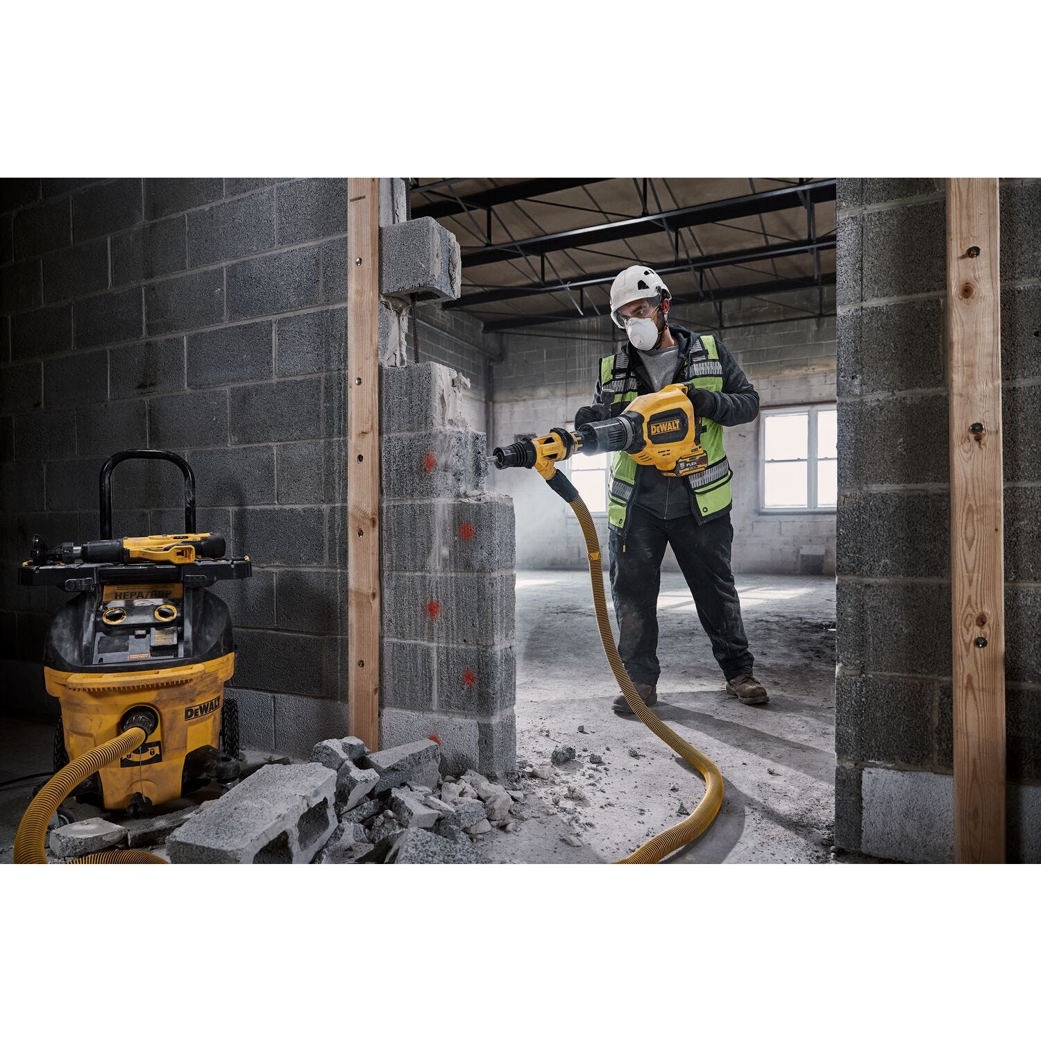 DeWalt DCH911Z2 FlexVolt 20V/60V MAX 27 Lb. SDS MAX Inline Chipping Hammer 15.0Ah Kit