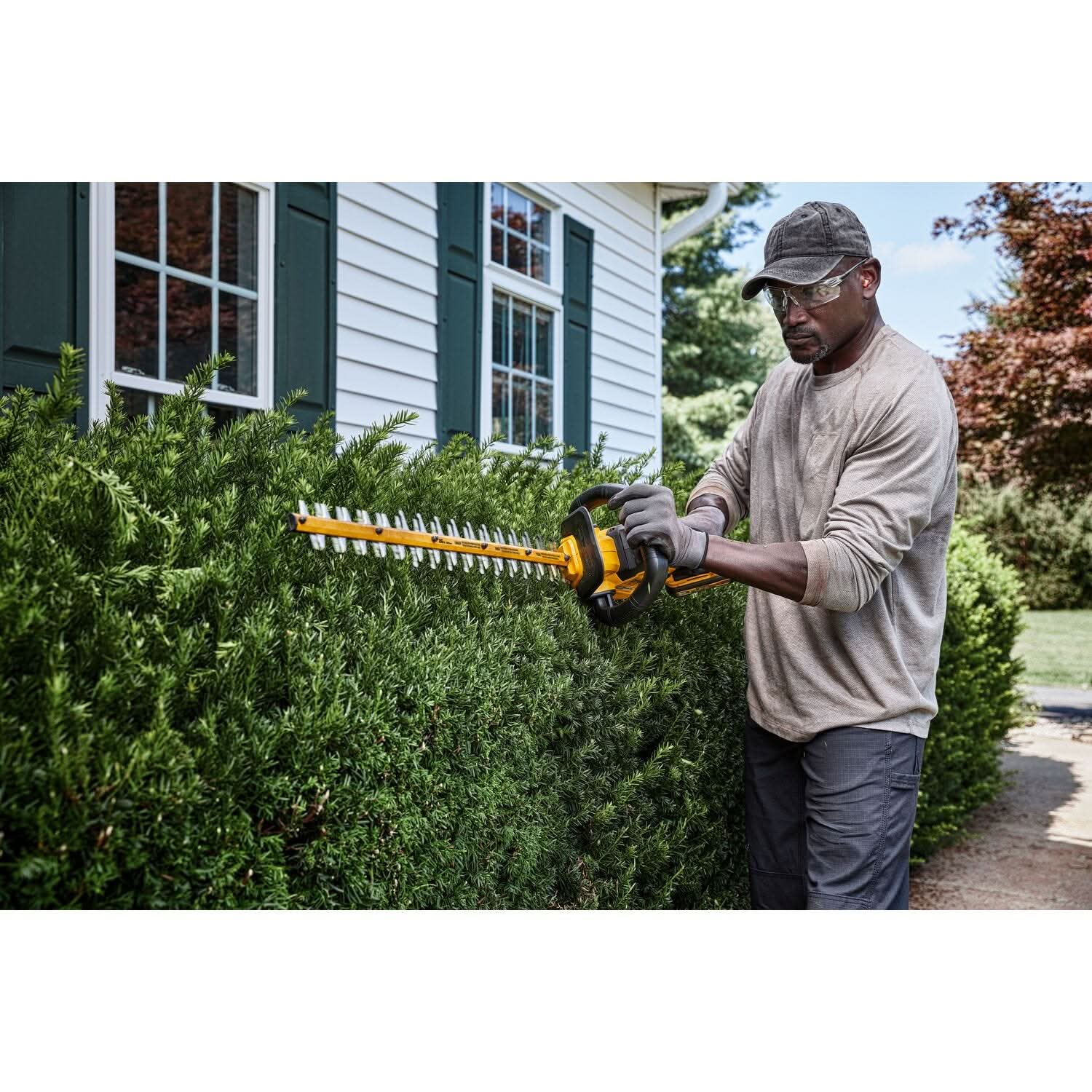 DEWALT DCHT870B FLEXVOLT Hedge Trimmer - Thumbnail 5