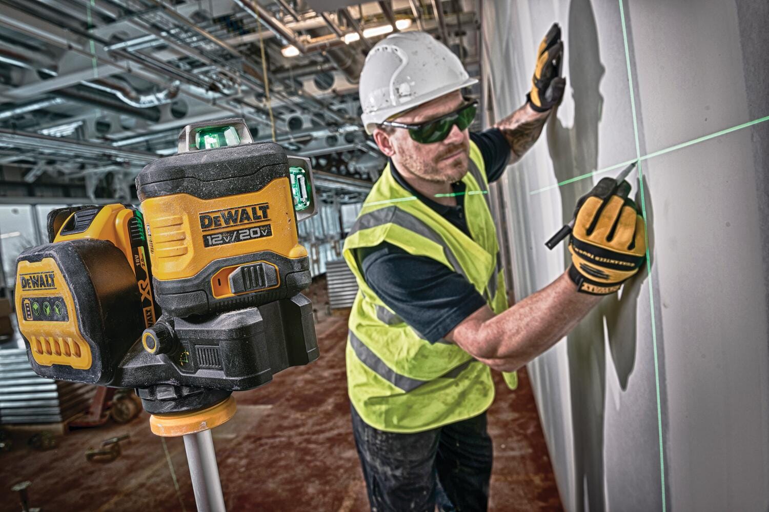 Dewalt DCLE34030GB DEWALT 12V / 20V MAX 3x360-Degree Green Laser, Tool Only