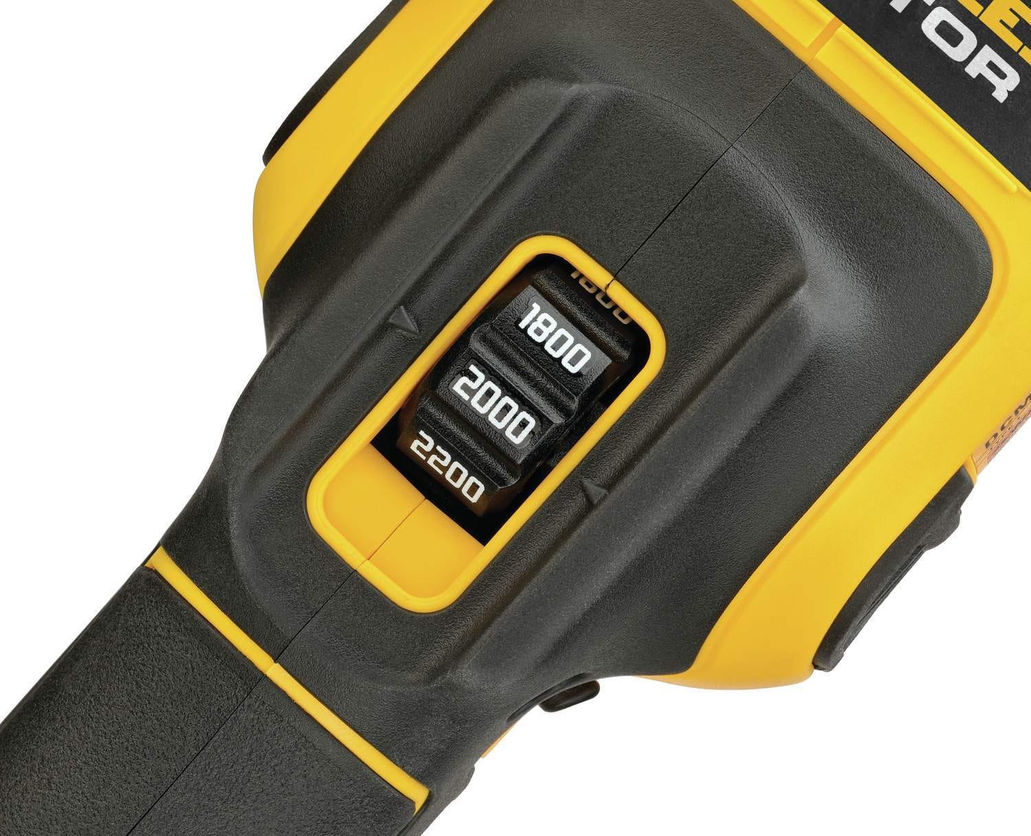 DeWalt DCM849P2 20V MAX XR 7-inch Cordless Variable Speed Rotary Polisher 5.0Ah Kit