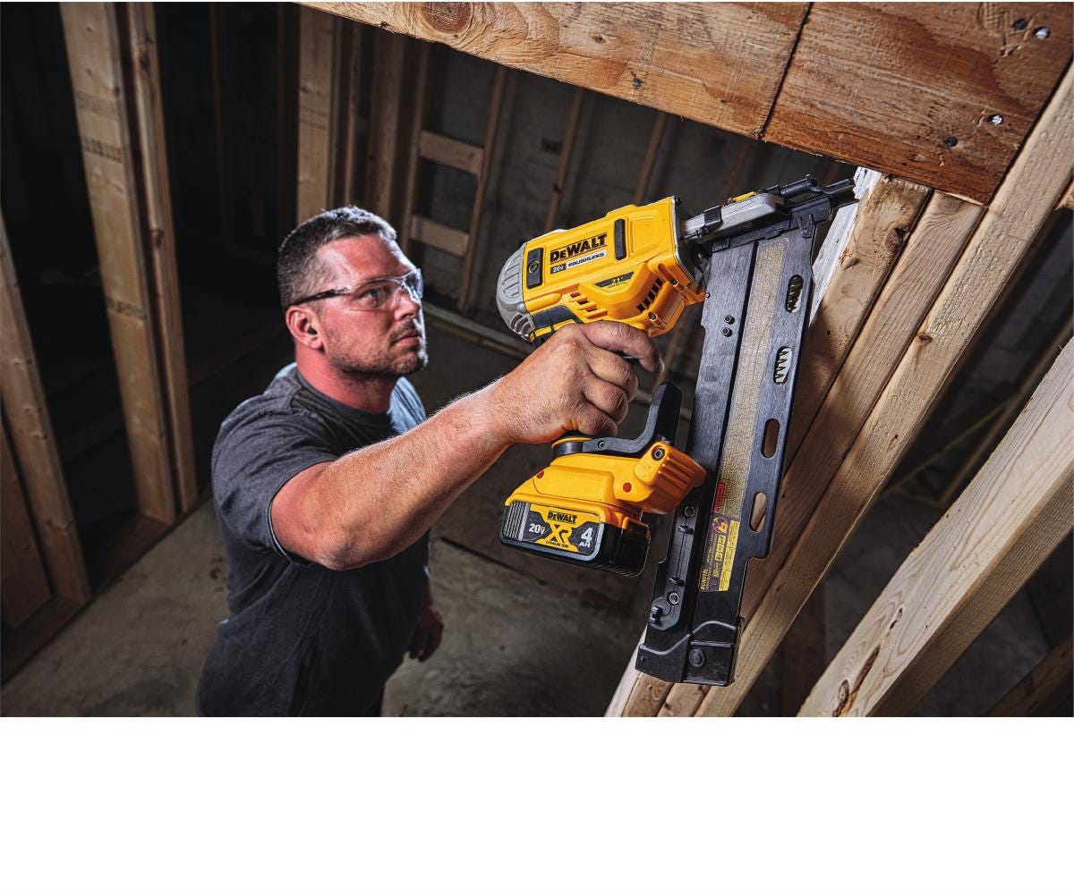 DeWalt DCN21PLB 20V MAX 21-Degree Plastic Collated Cordless Framing Nailer, Tool Only