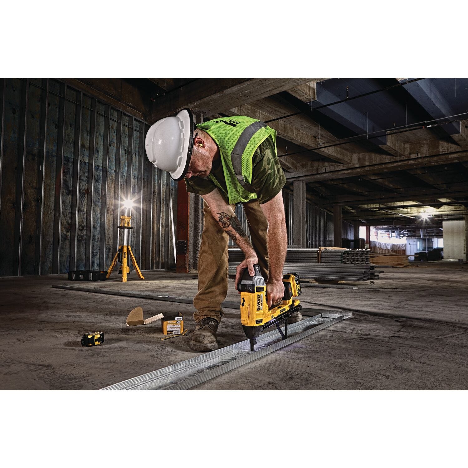 DeWalt DCN891B 20V MAX XR 1 in. Magazine Concrete Nailer, Tool Only