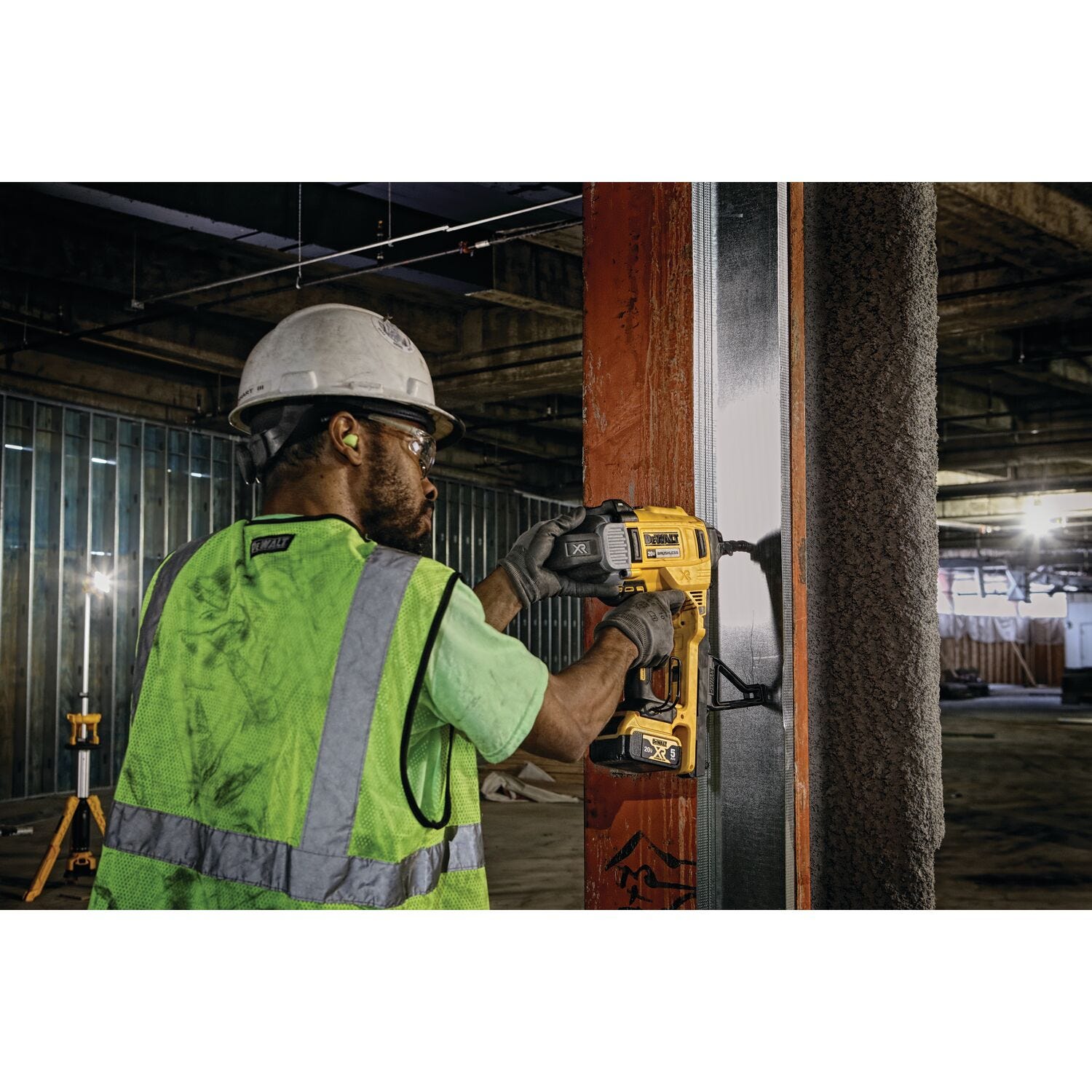 DeWalt DCN891B 20V MAX XR 1 in. Magazine Concrete Nailer, Tool Only