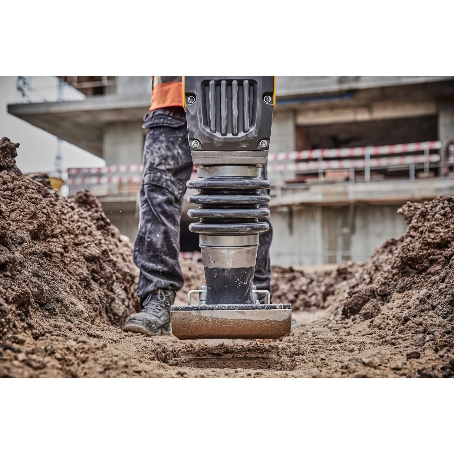 DeWALT DCPS660AG2 POWERSHIFT™ 60kg Rammer Kit