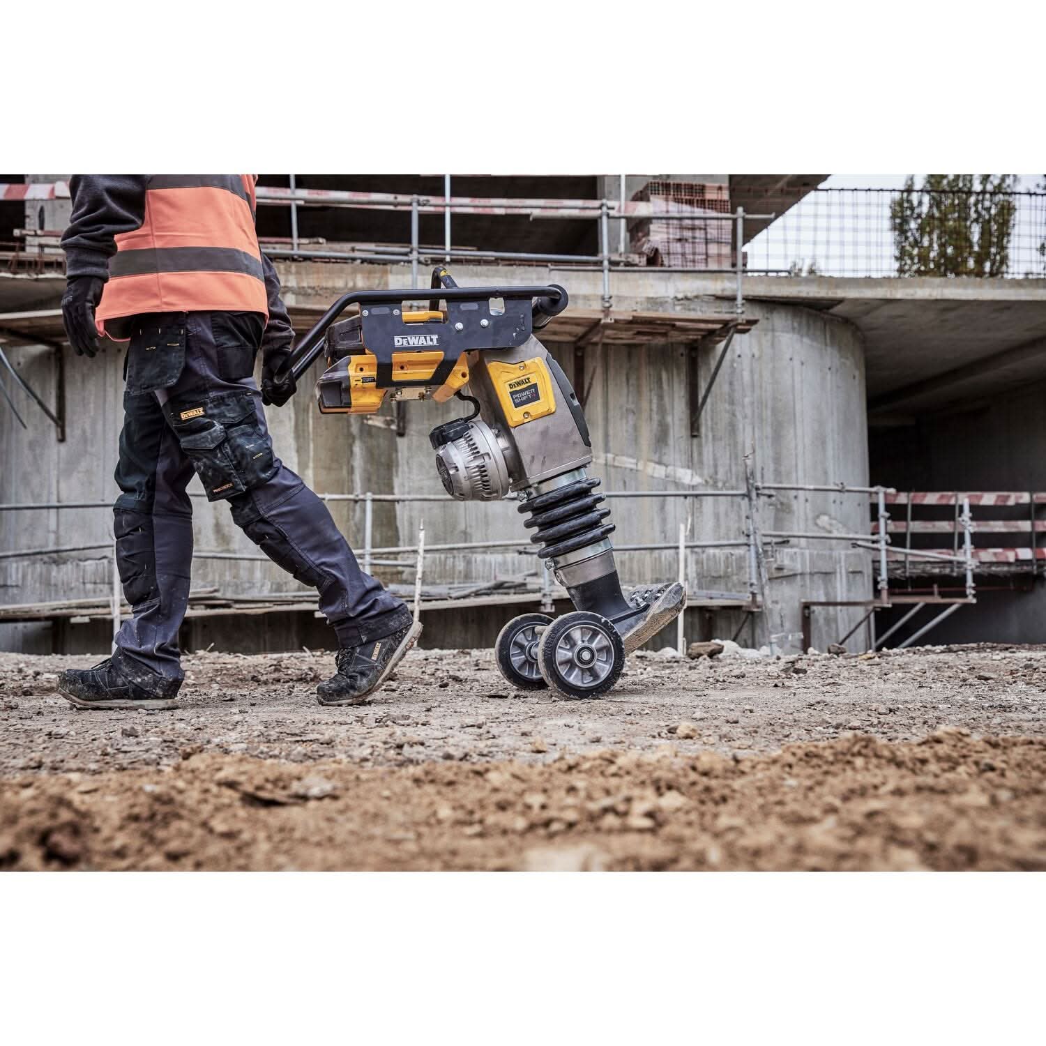 DeWALT DCPS660AG2 POWERSHIFT™ 60kg Rammer Kit